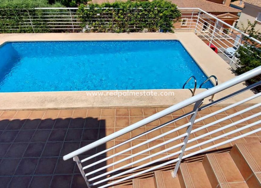 Resale - Villa -
Calpe