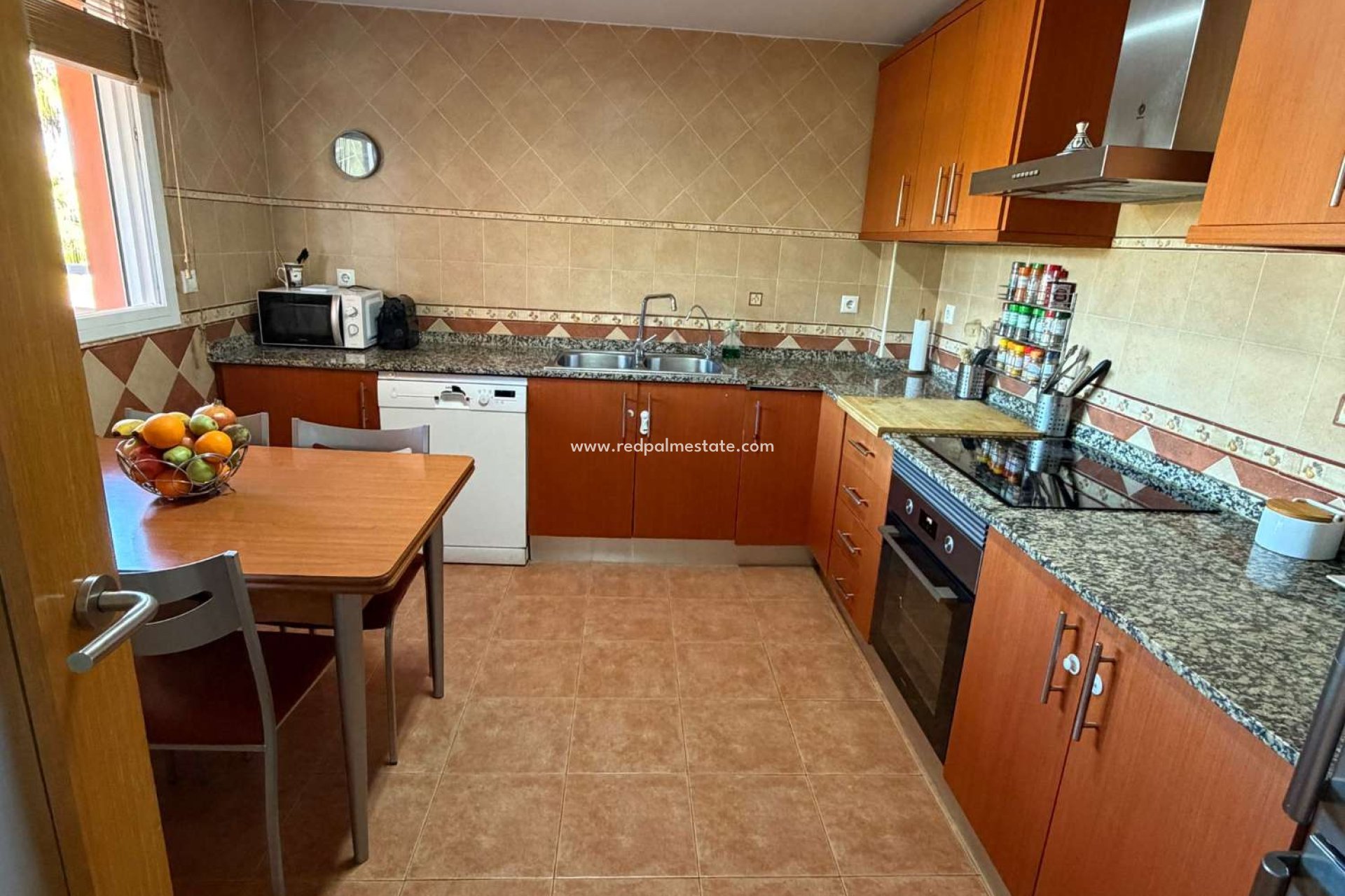Resale - Villa -
Calpe