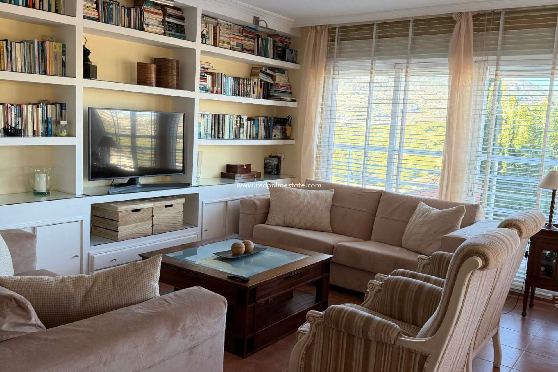 Resale - Villa -
Calpe