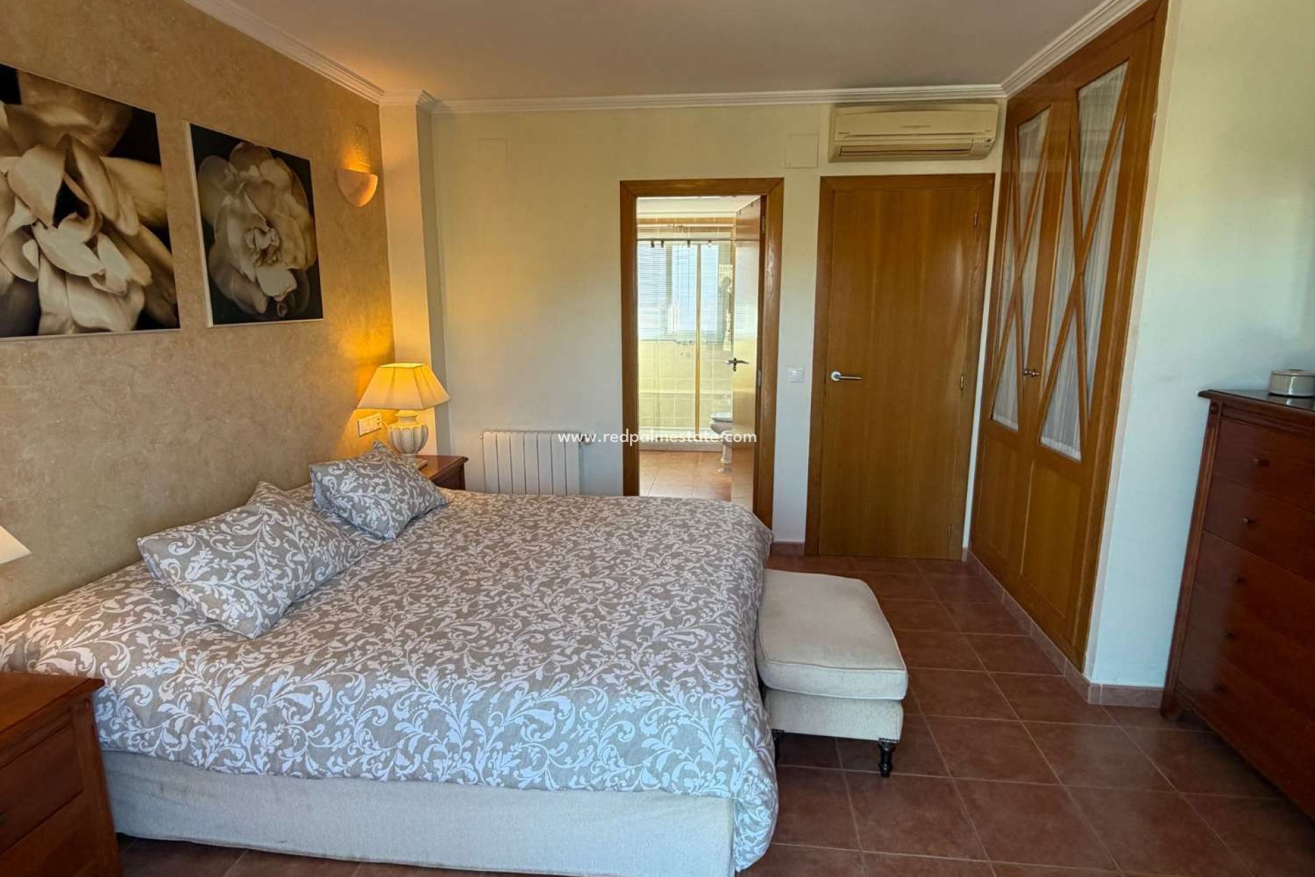 Resale - Villa -
Calpe