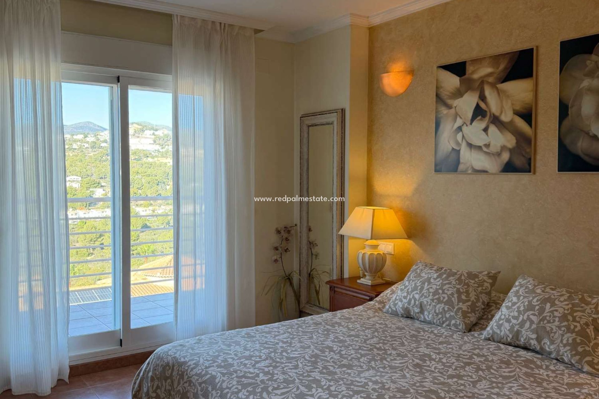 Resale - Villa -
Calpe