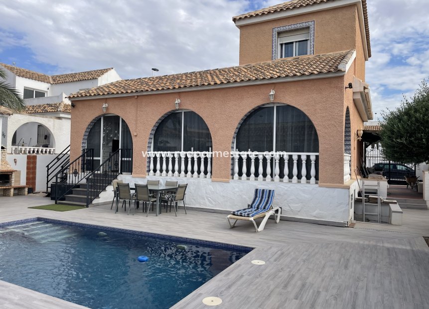 Resale - Villa -
Camposol Golf - Inland