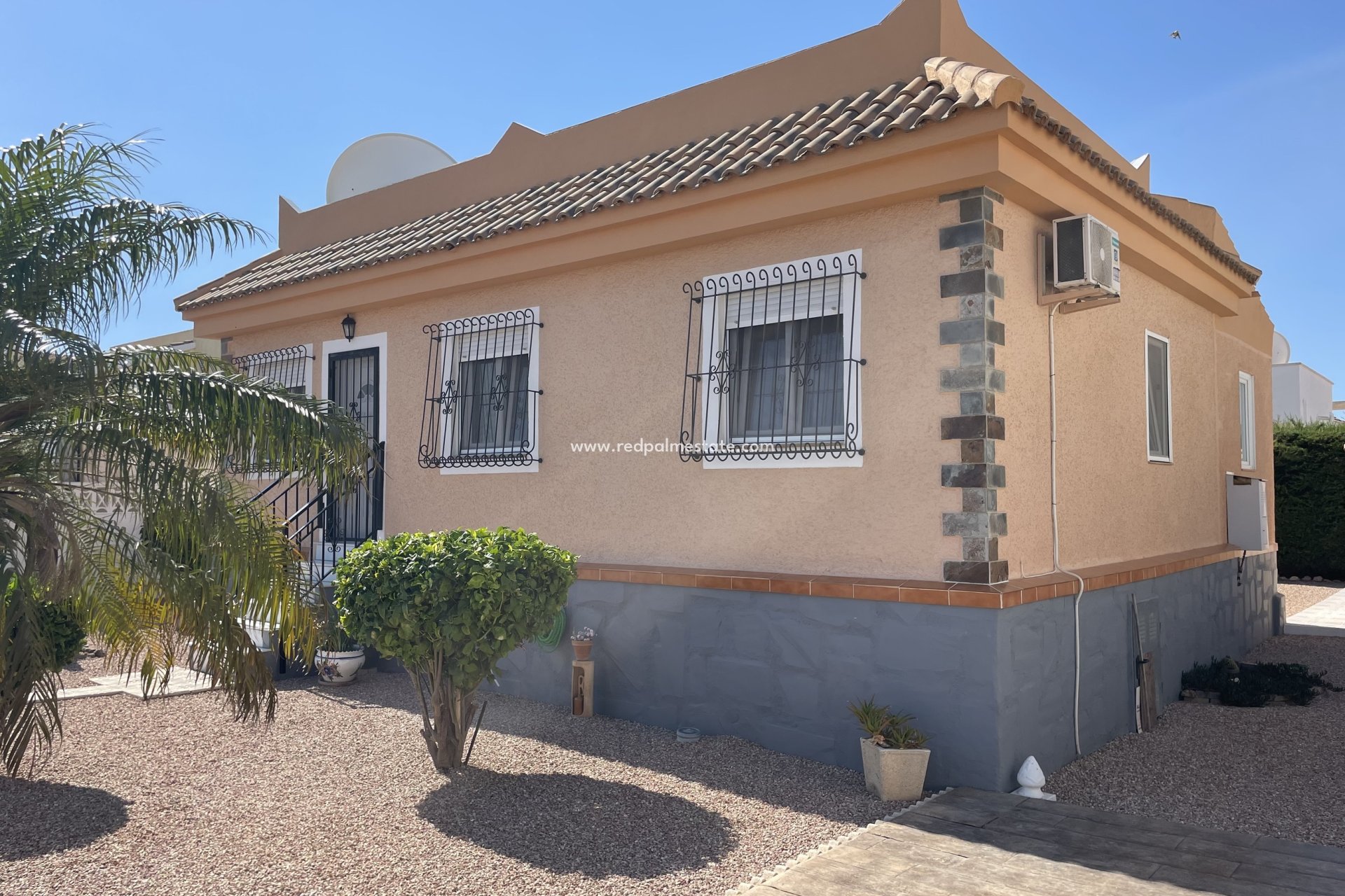 Resale - Villa -
Camposol - Inland