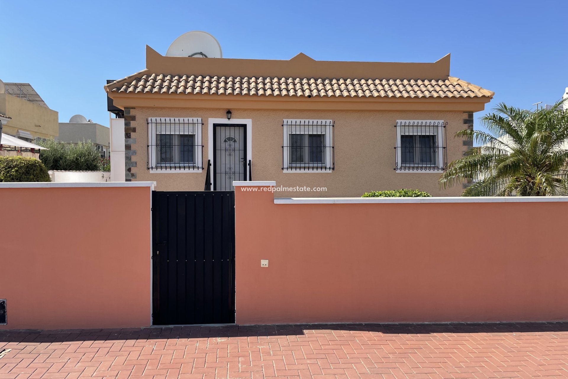 Resale - Villa -
Camposol - Inland