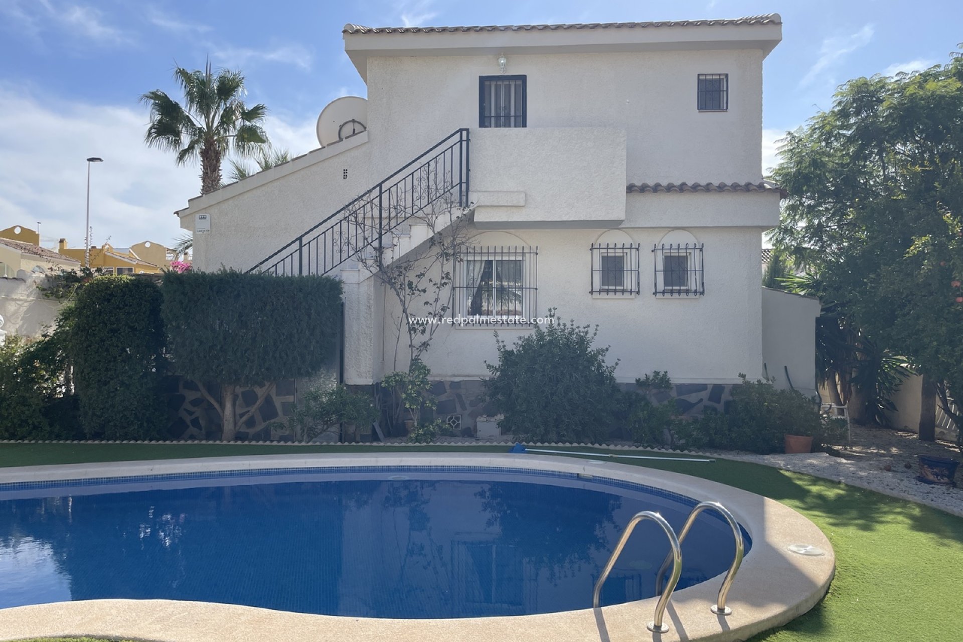 Resale - Villa -
Camposol - Inland
