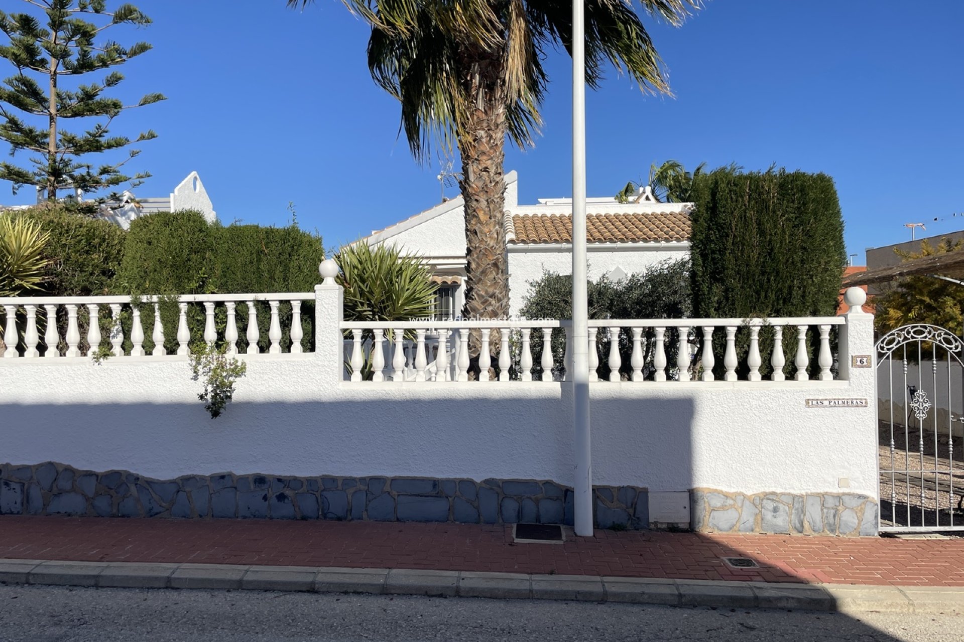 Resale - Villa -
Camposol - Inland