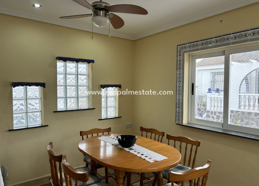 Resale - Villa -
Camposol - Inland