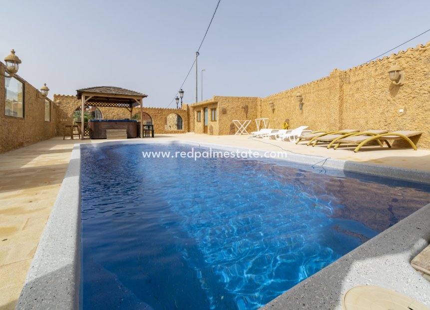 Resale - Villa -
CARTAGENA - Costa Calida