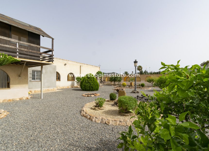 Resale - Villa -
CARTAGENA - Costa Calida