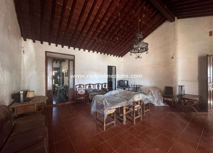 Resale - Villa -
Cartagena