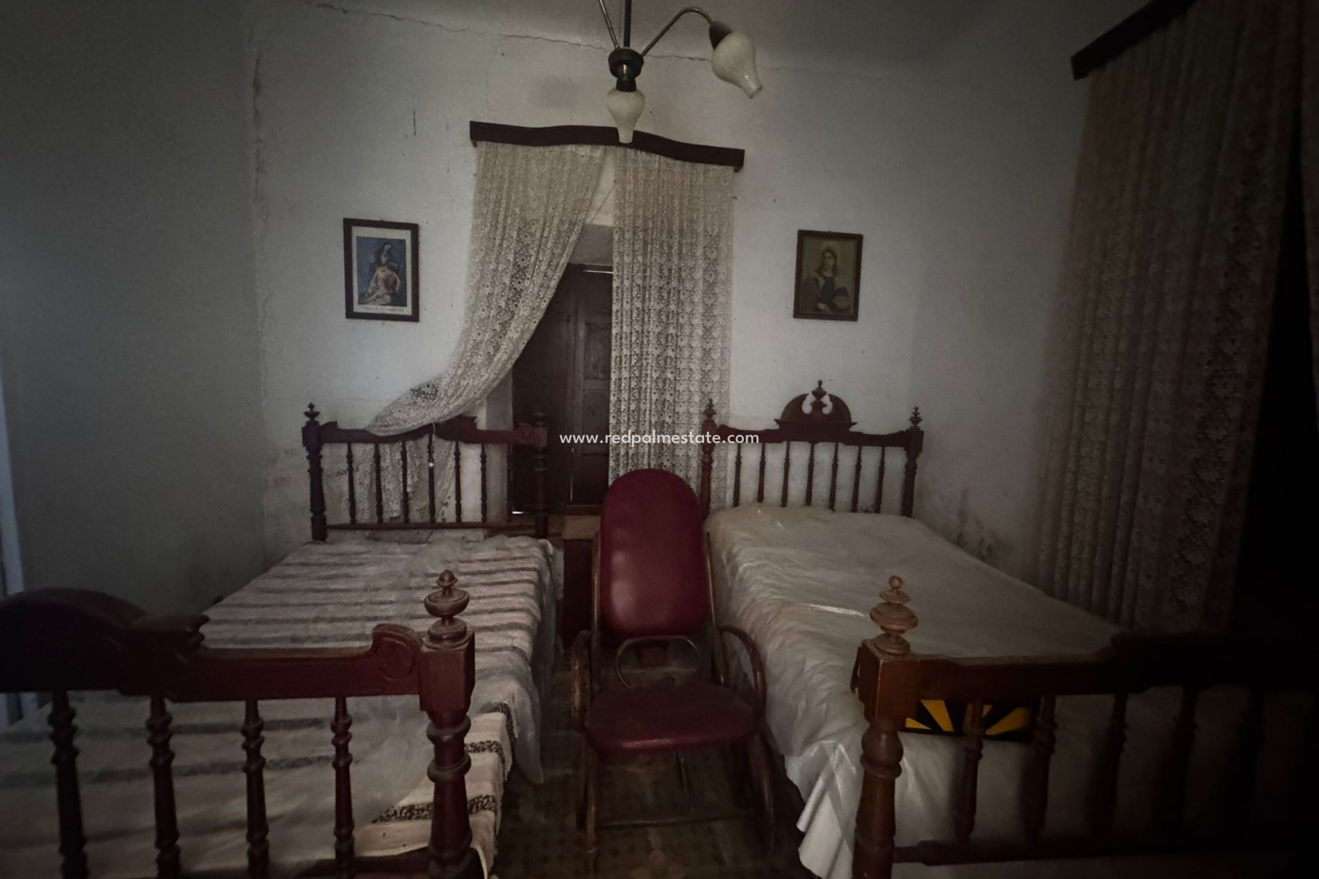 Resale - Villa -
Cartagena