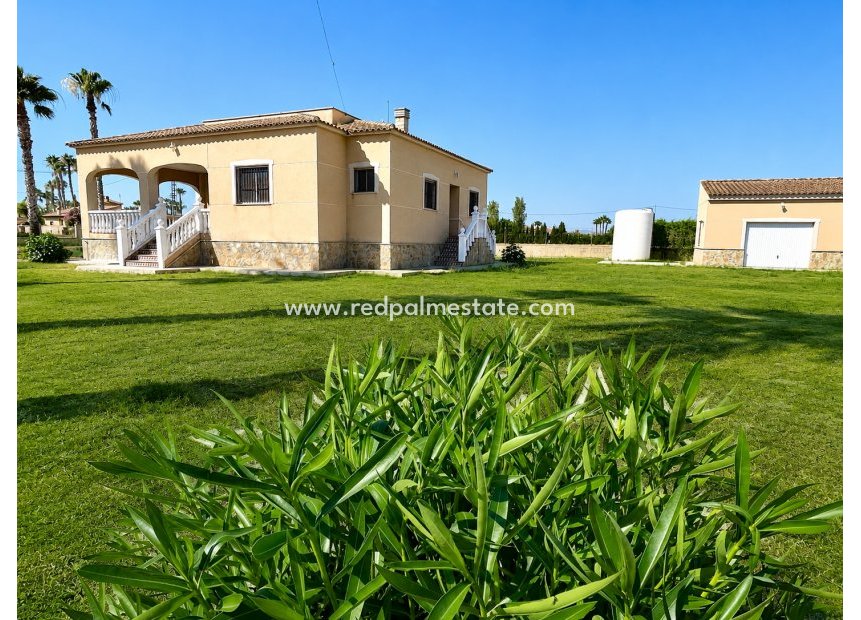 Resale - Villa -
Catral - Costa Blanca