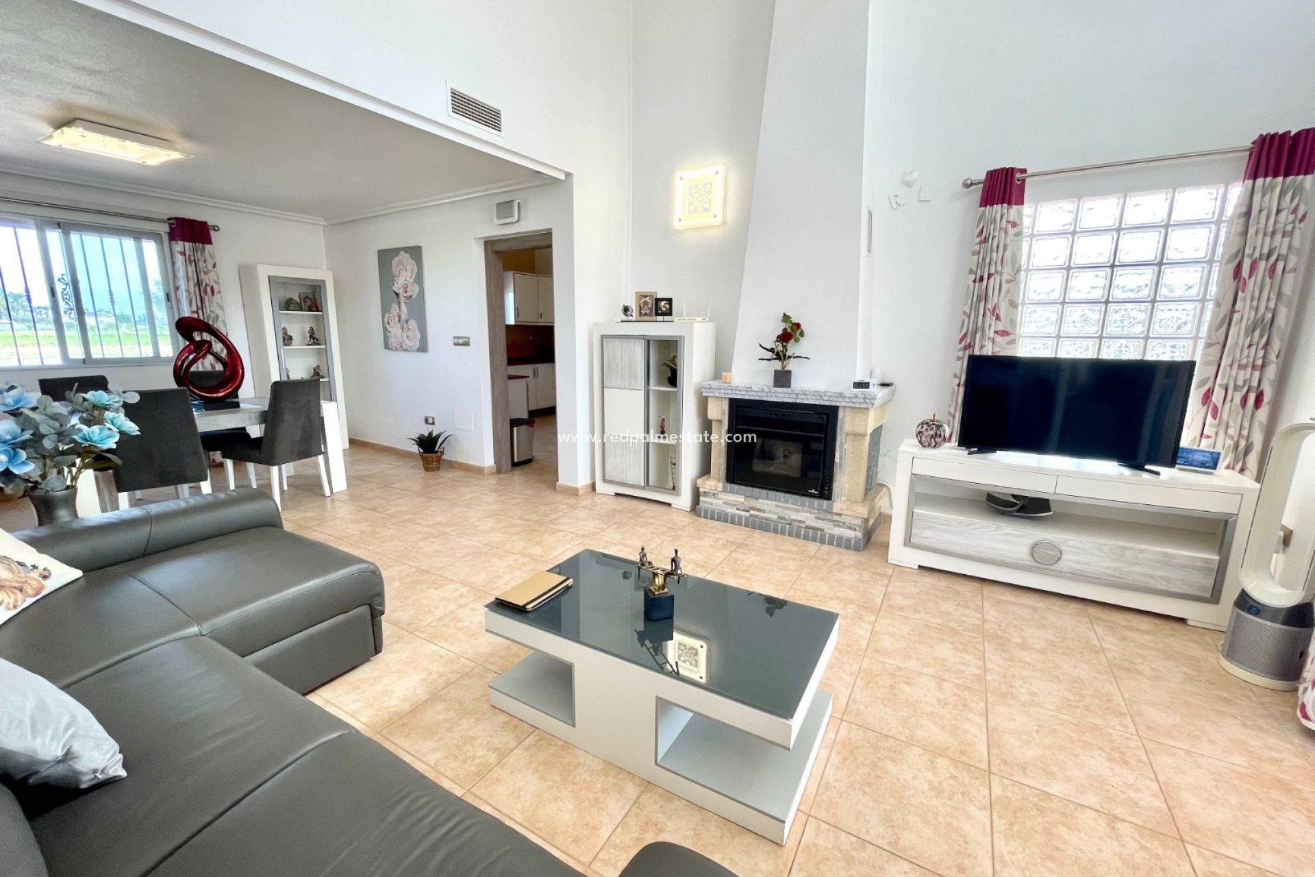 Resale - Villa -
Catral - Costa Blanca