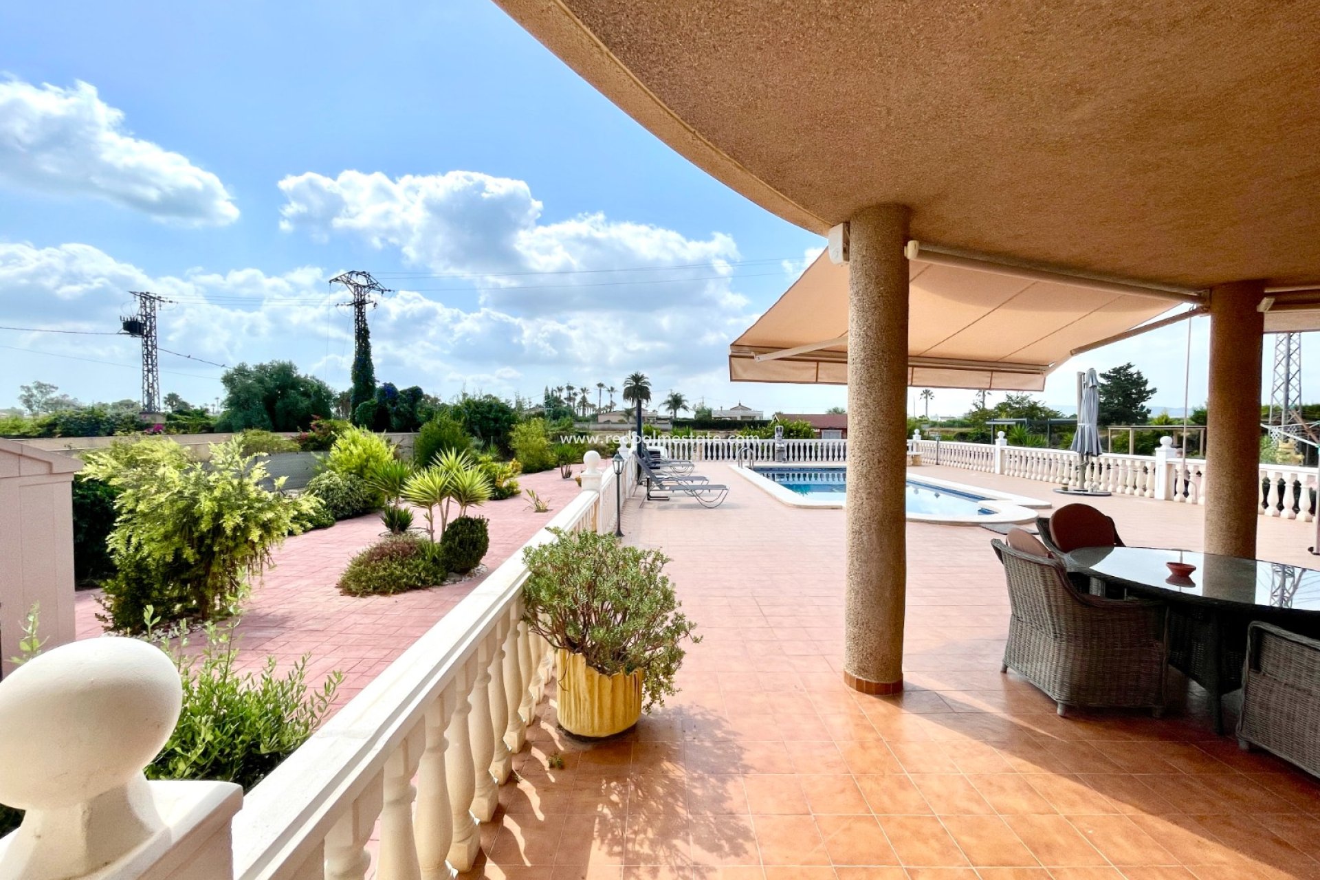 Resale - Villa -
Catral - Costa Blanca