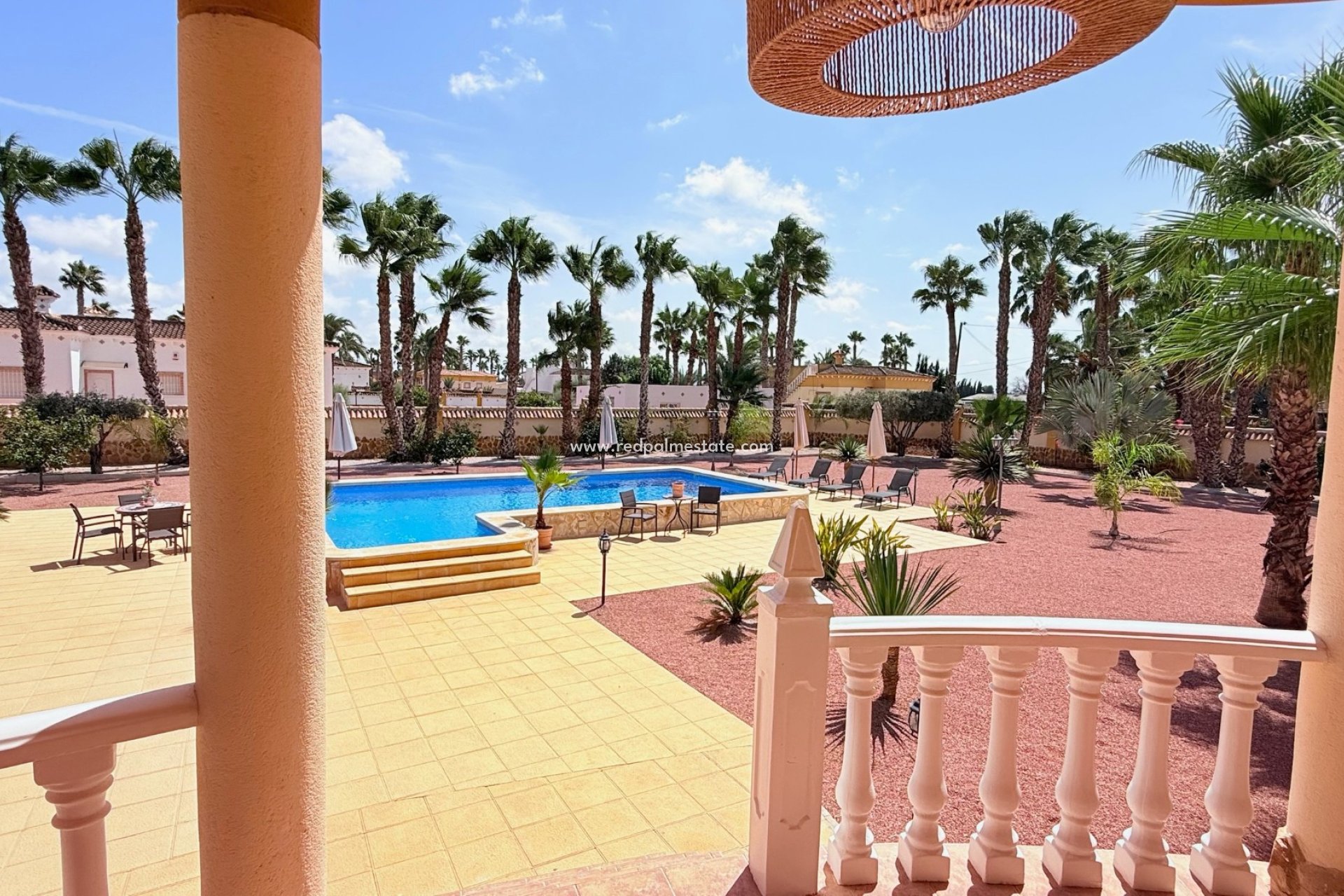 Resale - Villa -
Catral - Costa Blanca