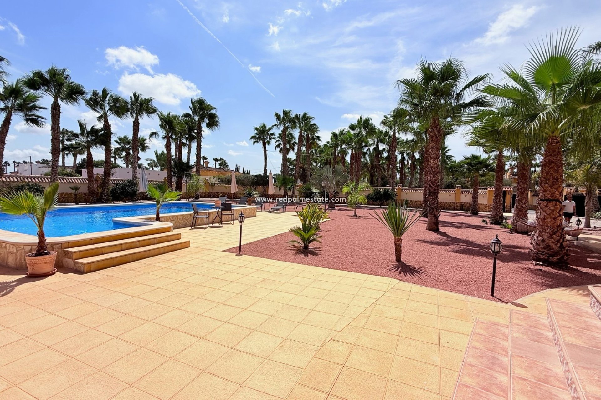 Resale - Villa -
Catral - Costa Blanca