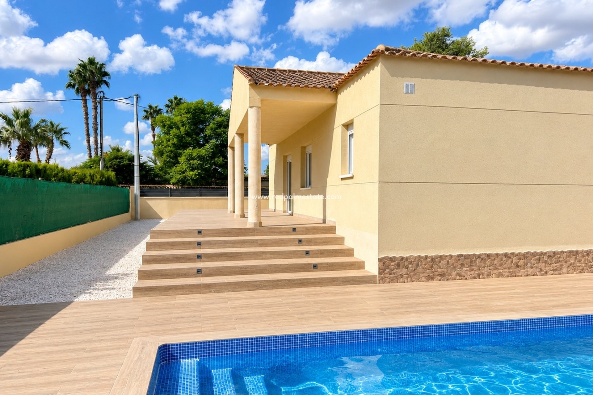 Resale - Villa -
Catral - Costa Blanca