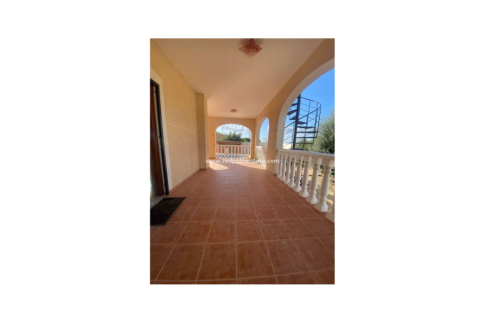 Resale - Villa -
Catral - Costa Blanca