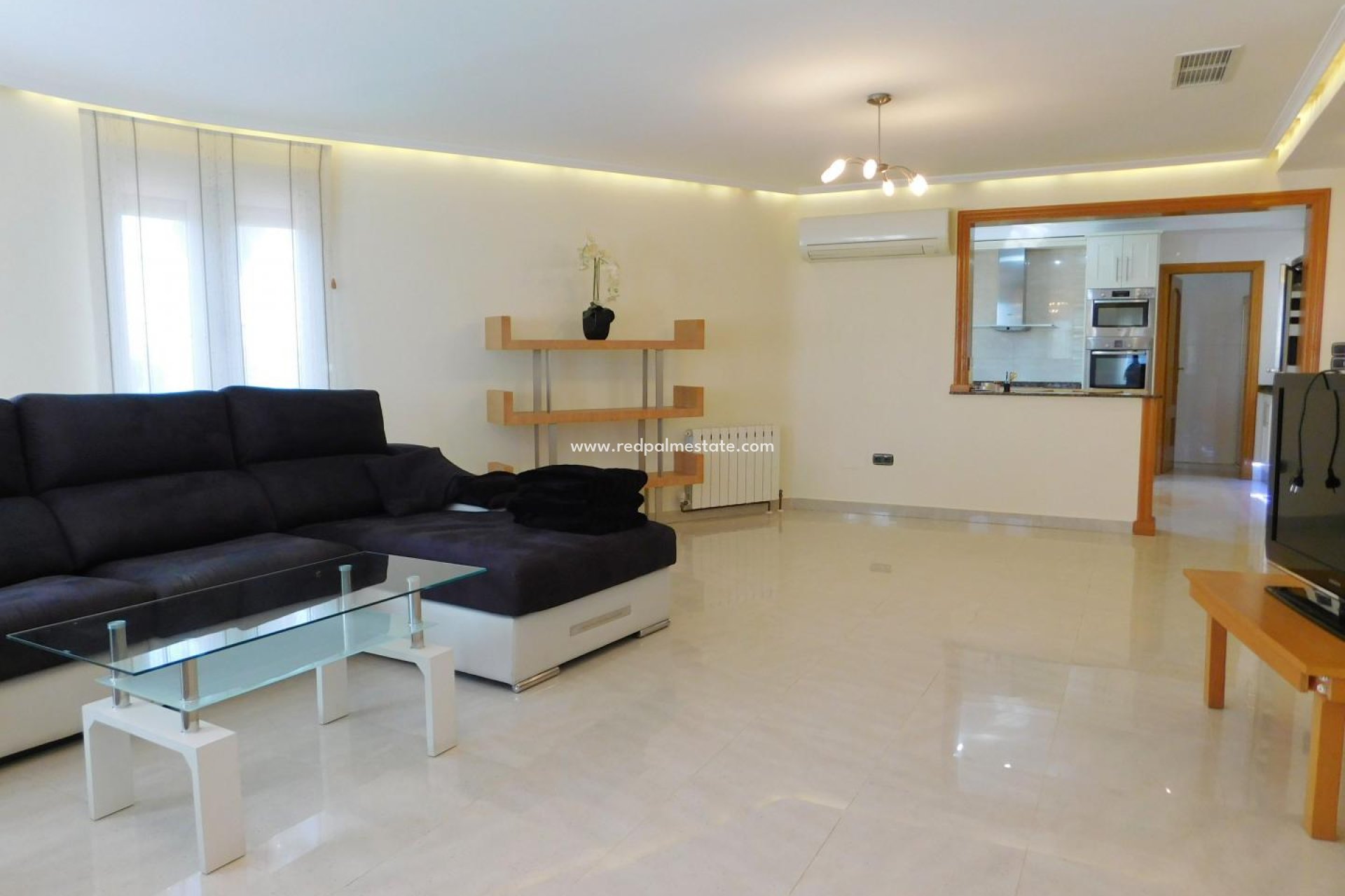 Resale - Villa -
Catral