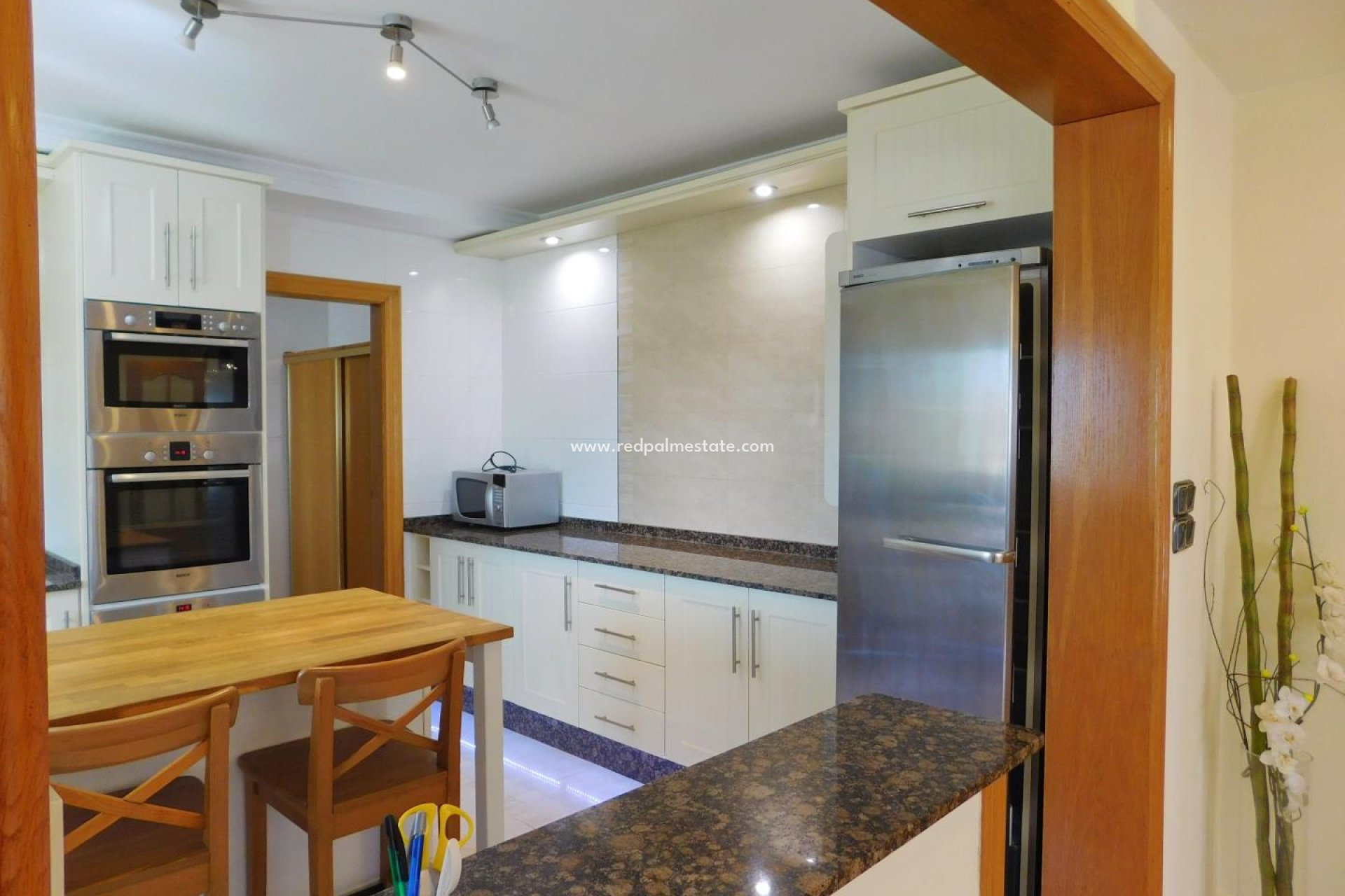 Resale - Villa -
Catral