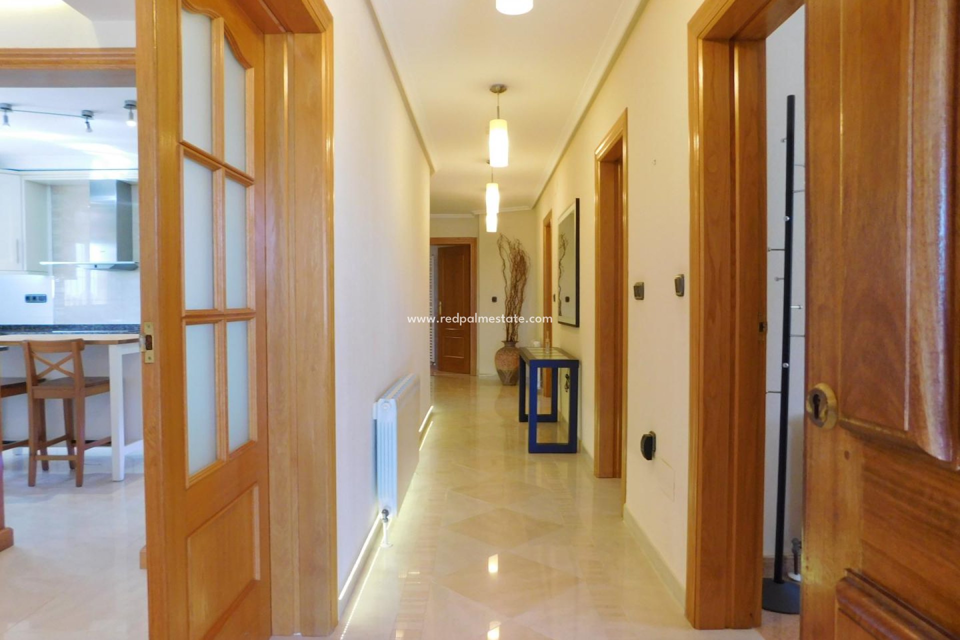 Resale - Villa -
Catral