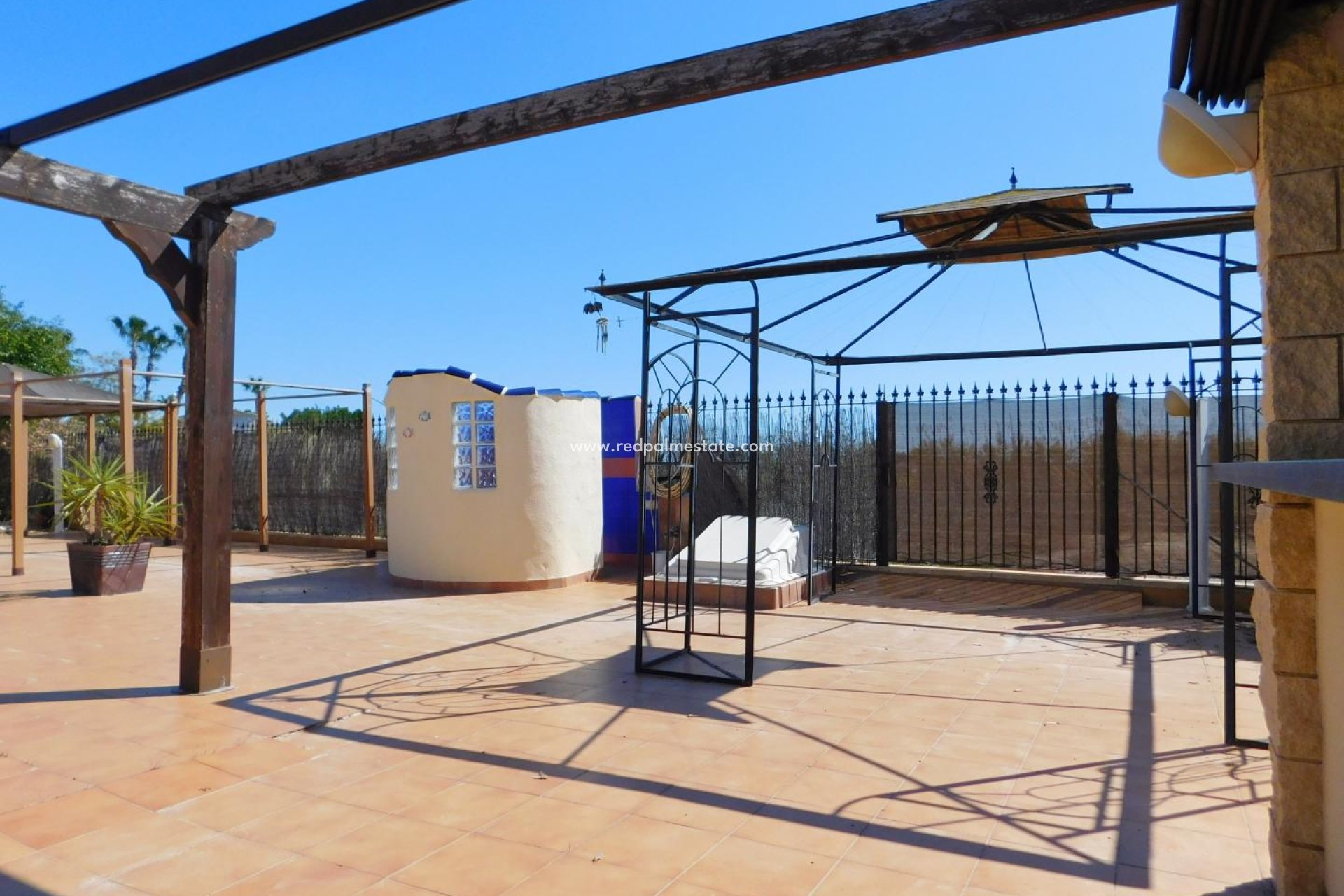 Resale - Villa -
Catral