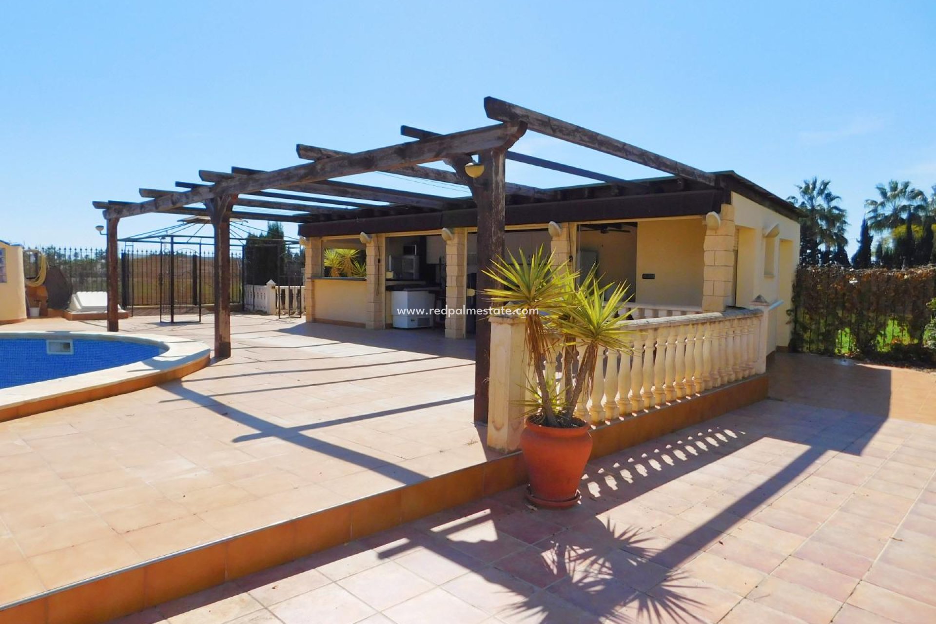 Resale - Villa -
Catral