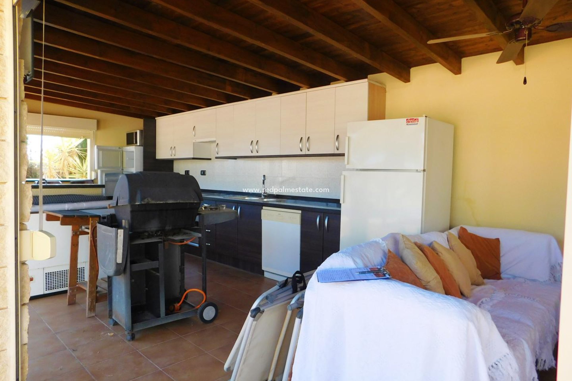 Resale - Villa -
Catral