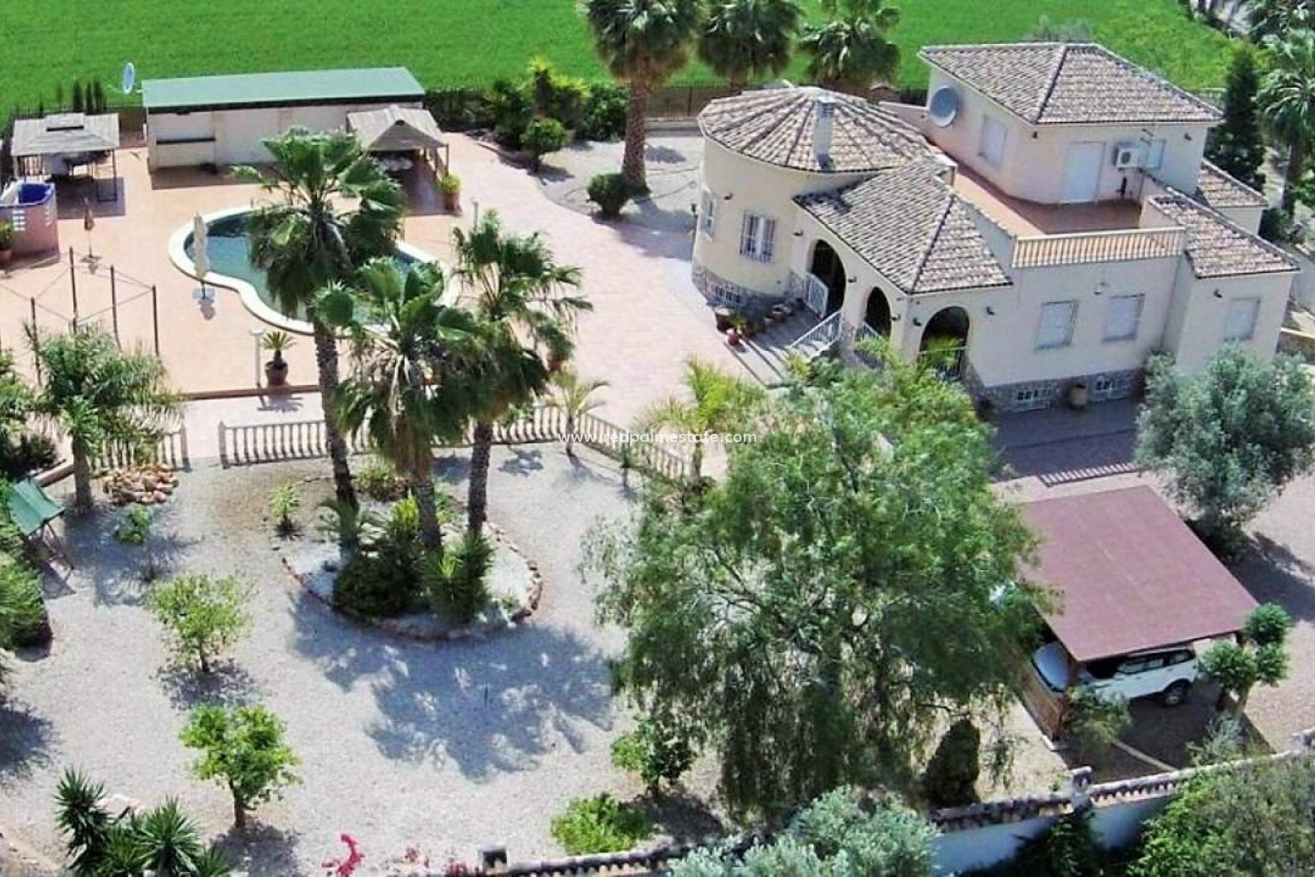 Resale - Villa -
Catral