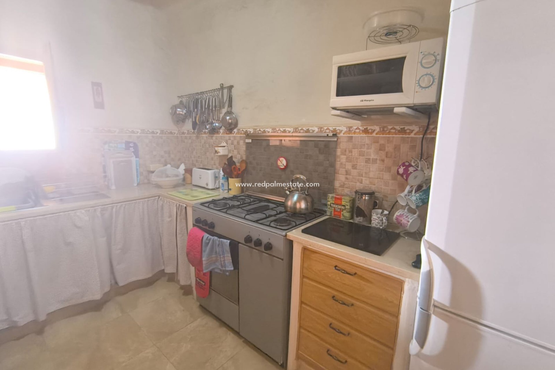 Resale - Villa -
Chinorlet - Inland