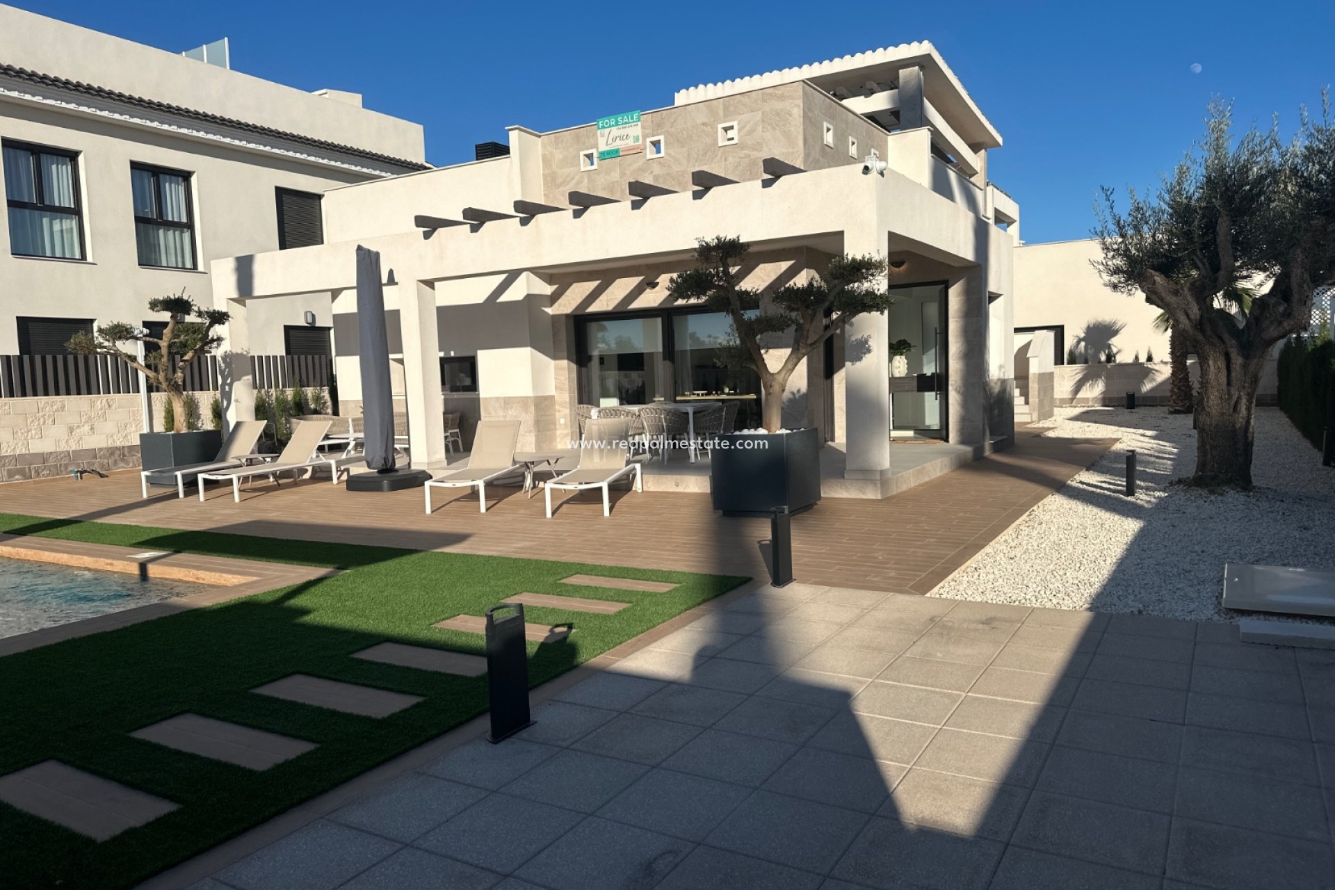 Resale - Villa -
Ciudad Quesada - Ciudad quesada