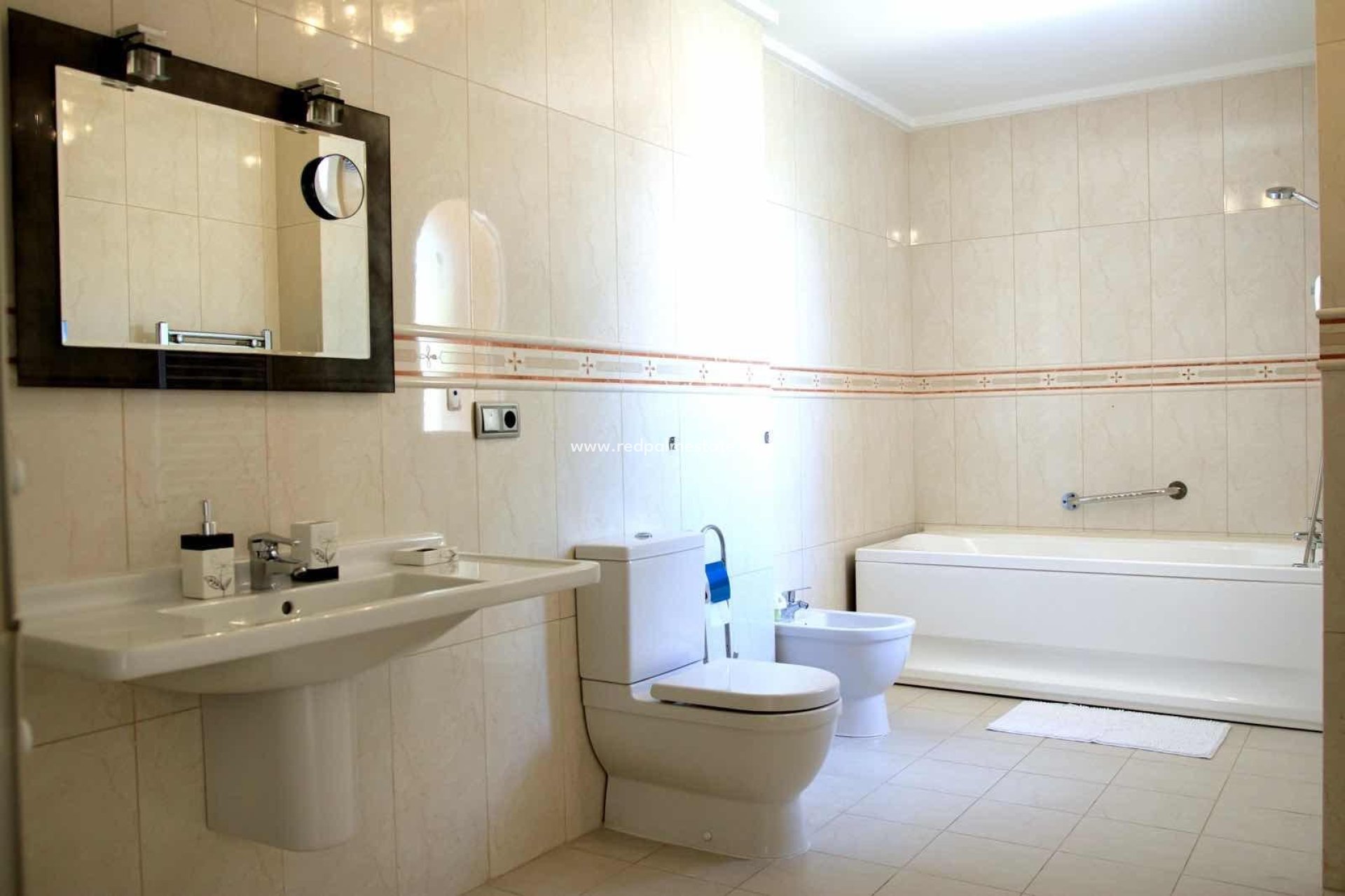 Resale - Villa -
Ciudad Quesada - Ciudad quesada