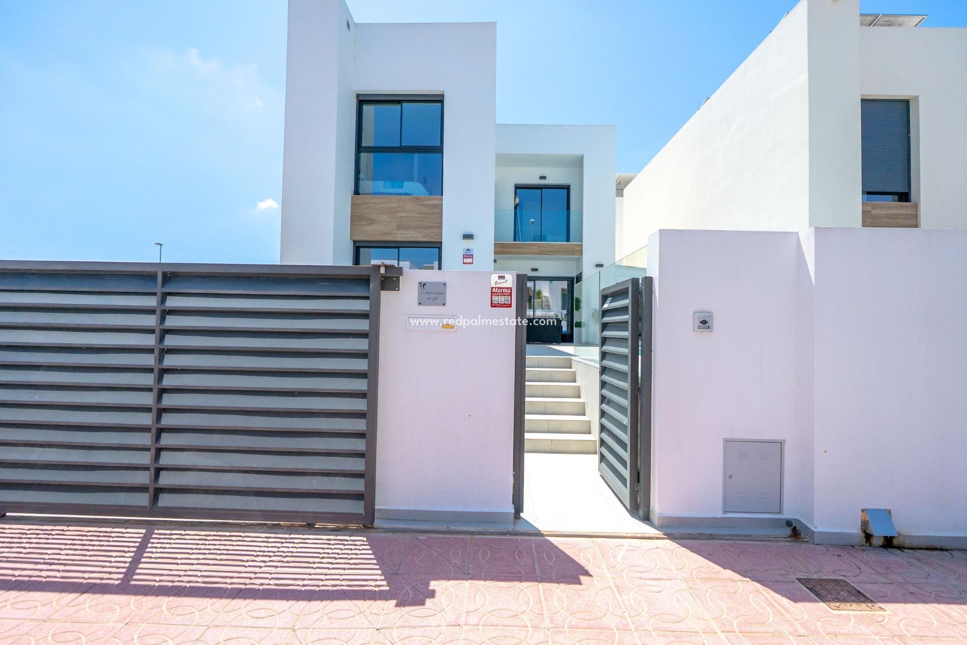 Resale - Villa -
Ciudad Quesada/Rojales - Benimar