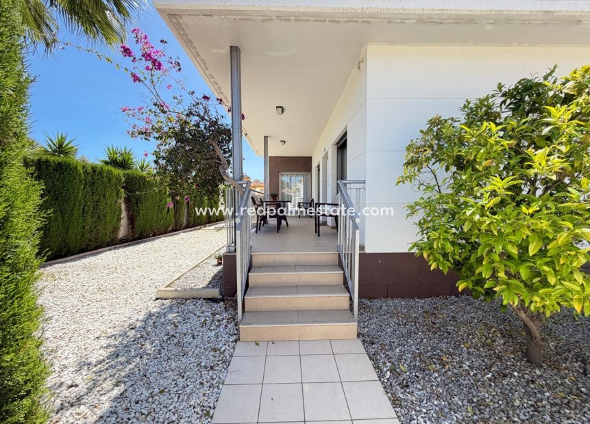 Resale - Villa -
Ciudad Quesada/Rojales - Doña Pepa