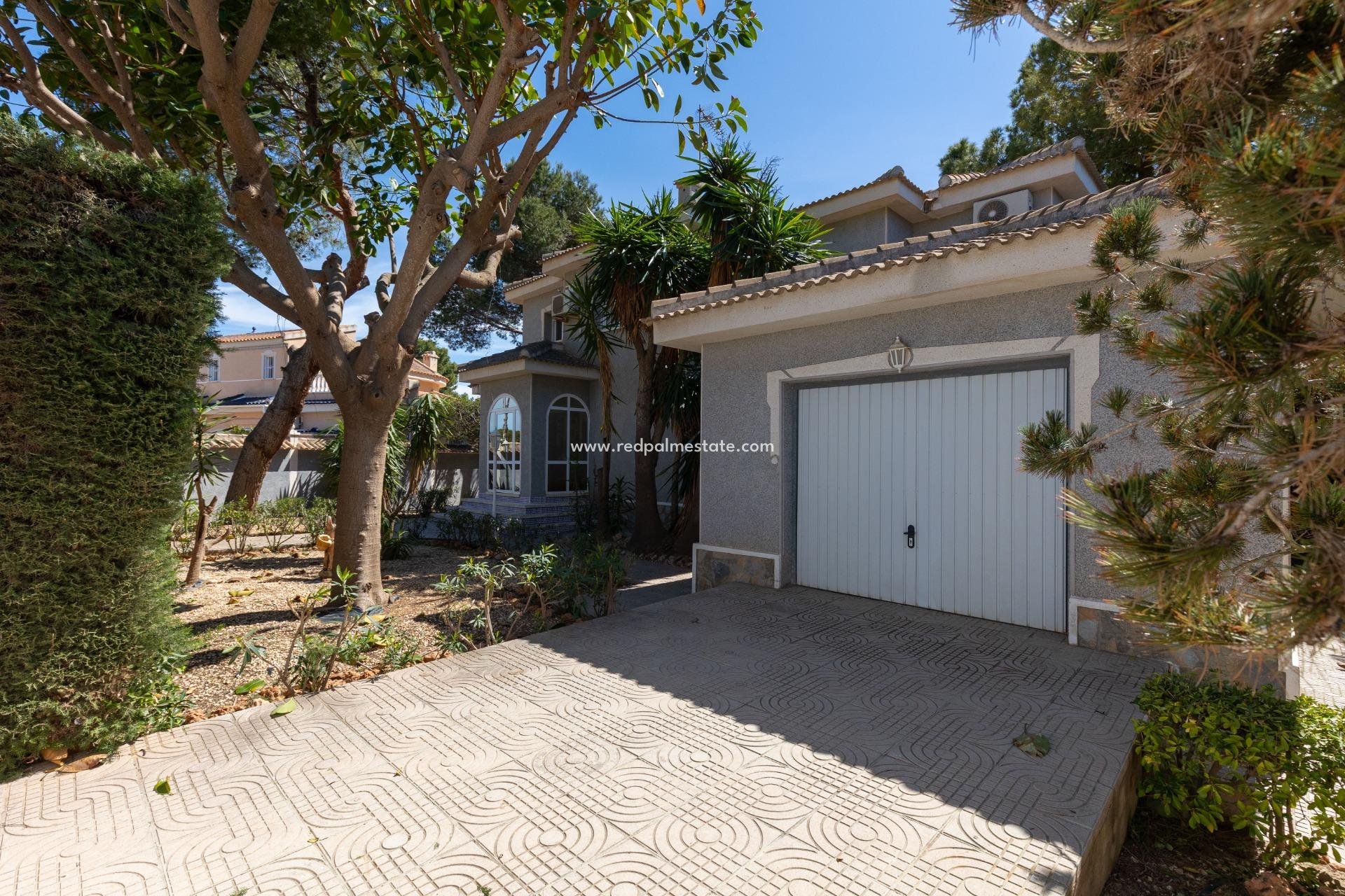 Resale - Villa -
Ciudad Quesada/Rojales - Pueblo bravo