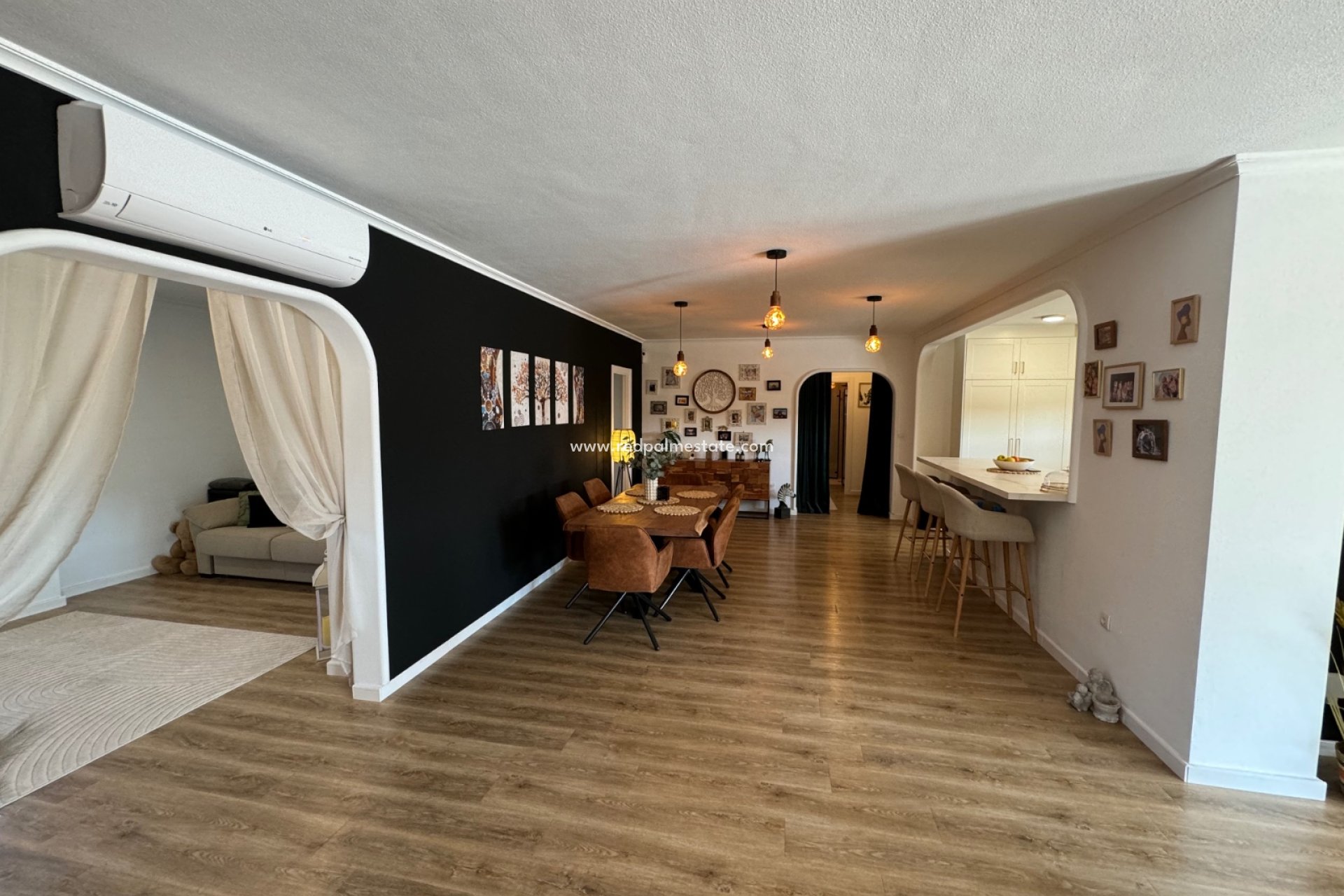 Resale - Villa -
Ciudad Quesada