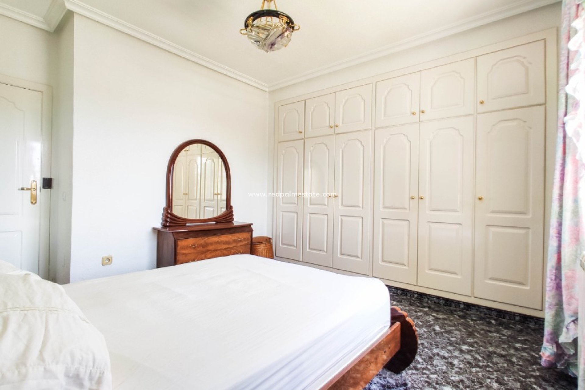 Resale - Villa -
Ciudad Quesada