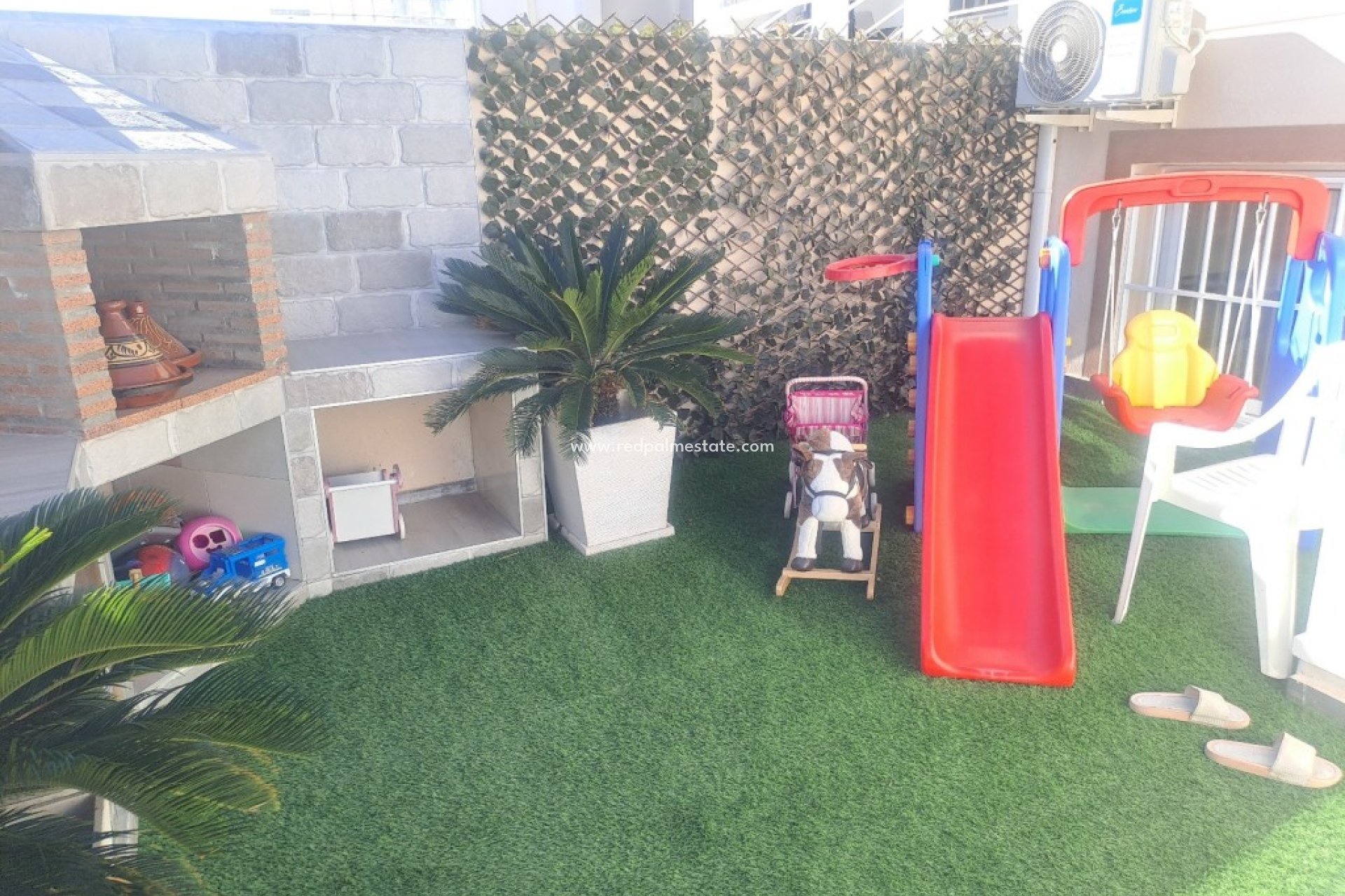 Resale - Villa -
Ciudad Quesada