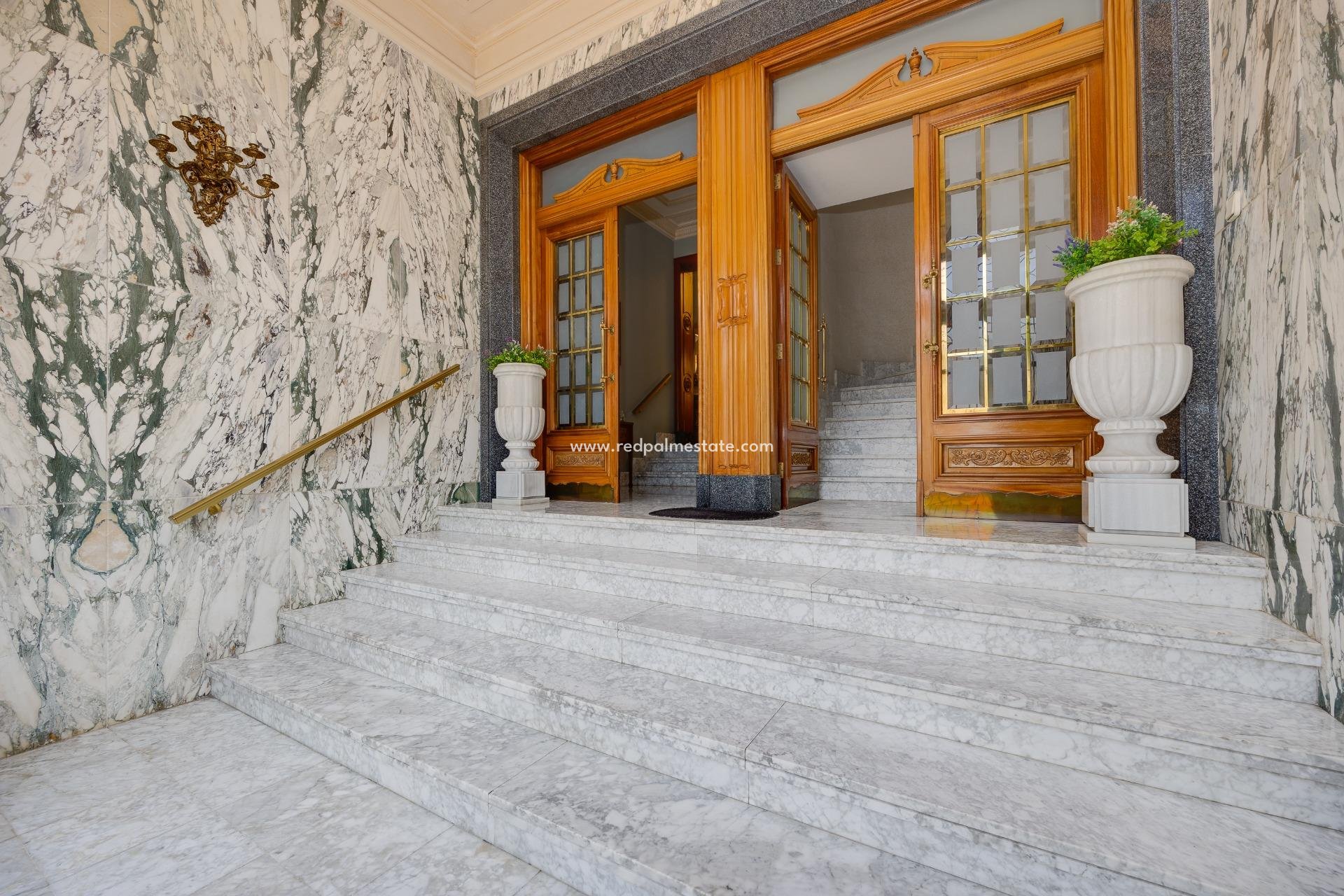 Resale - Villa -
Cox - Callosa de Segura