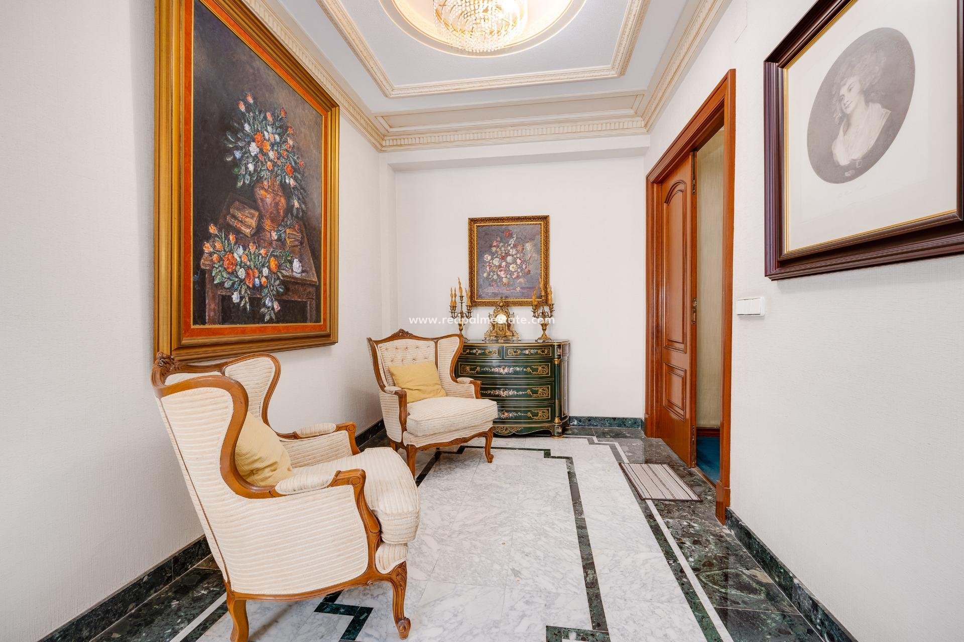 Resale - Villa -
Cox - Callosa de Segura