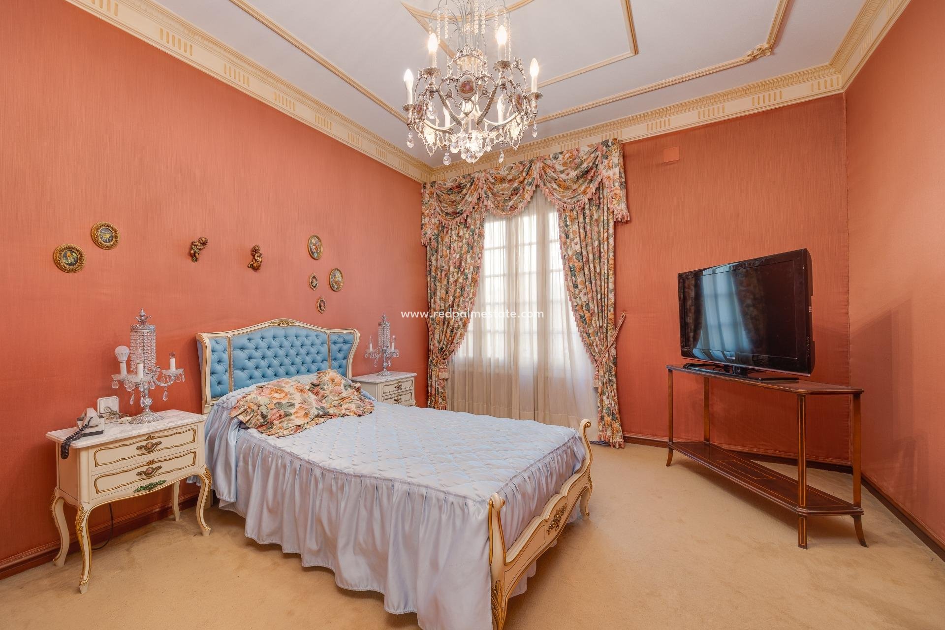 Resale - Villa -
Cox - Callosa de Segura