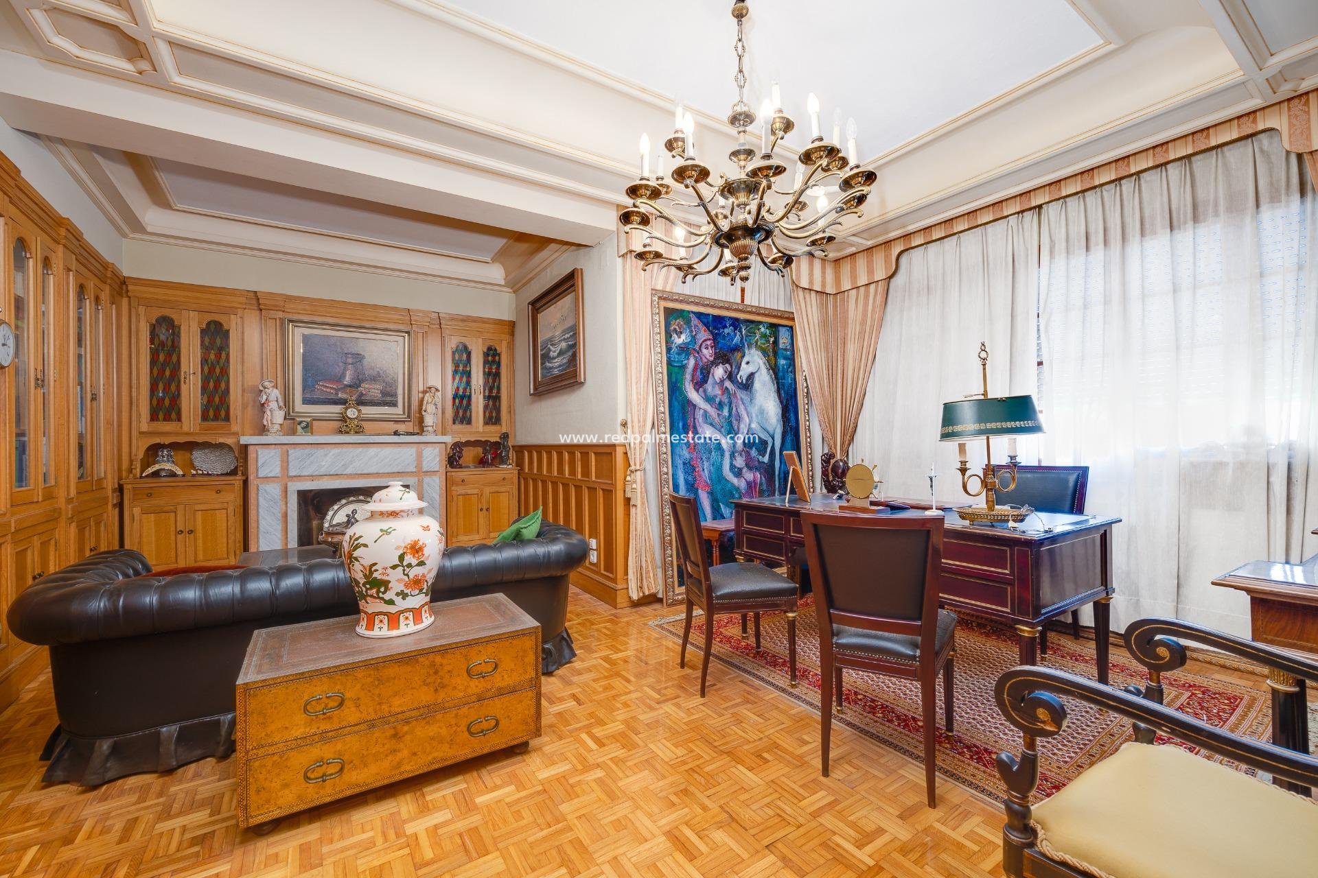 Resale - Villa -
Cox - Callosa de Segura