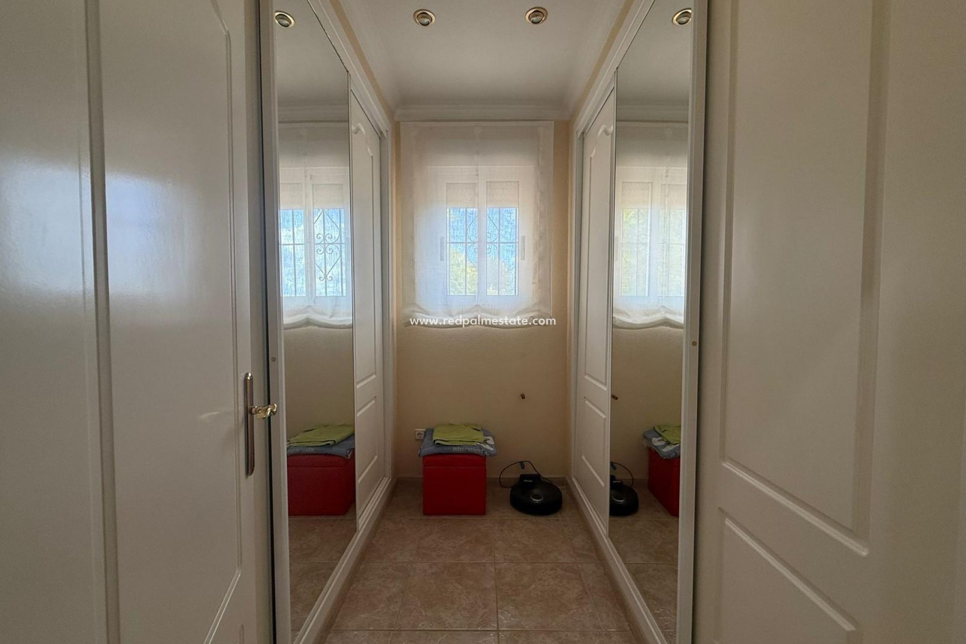 Resale - Villa -
Cox - Callosa de Segura