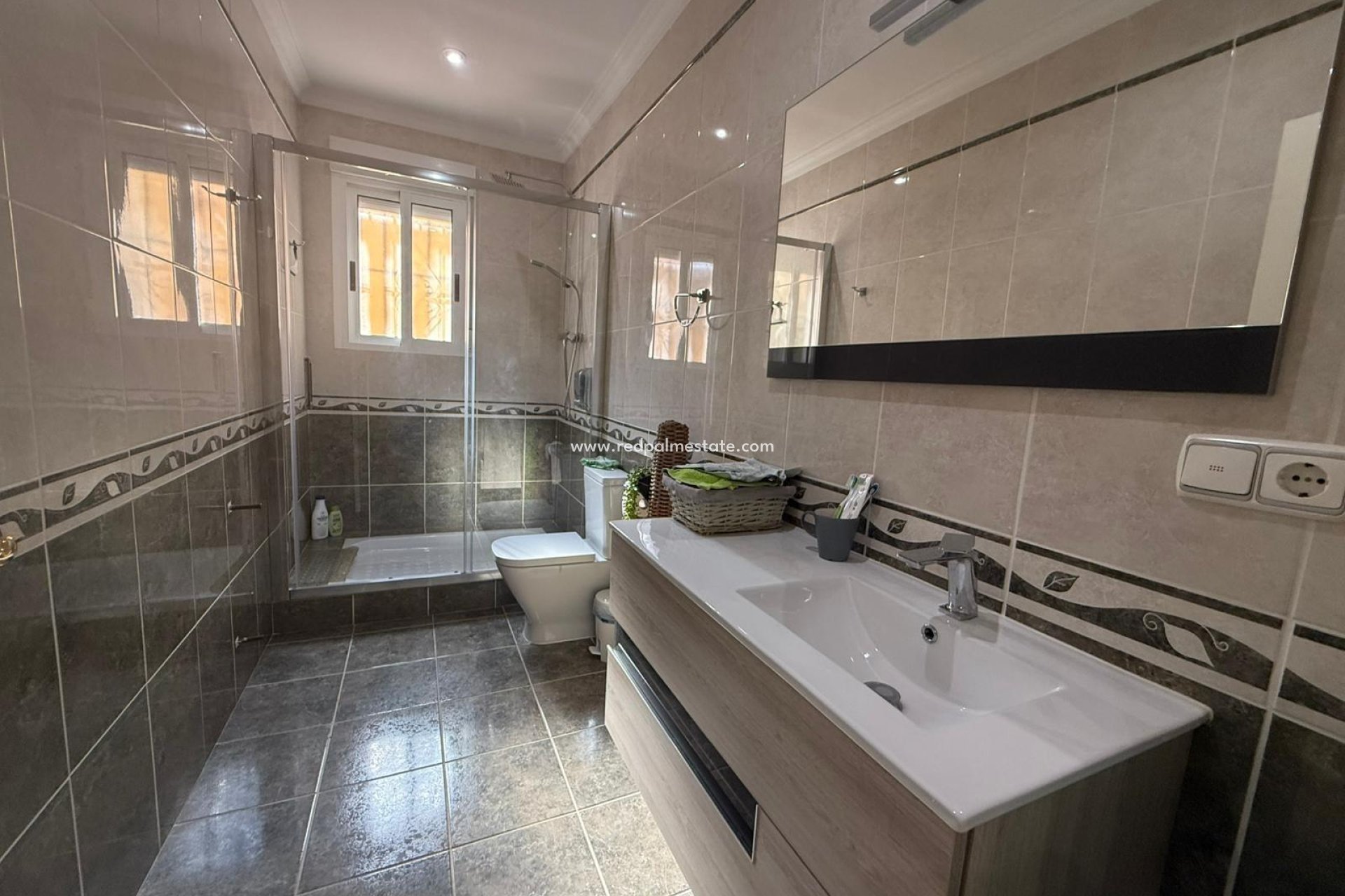 Resale - Villa -
Cox - Callosa de Segura