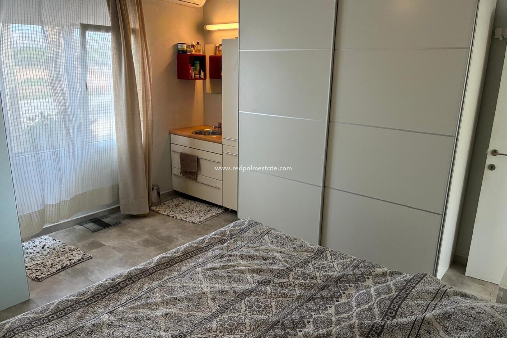 Resale - Villa -
Crevillente - Costa Blanca