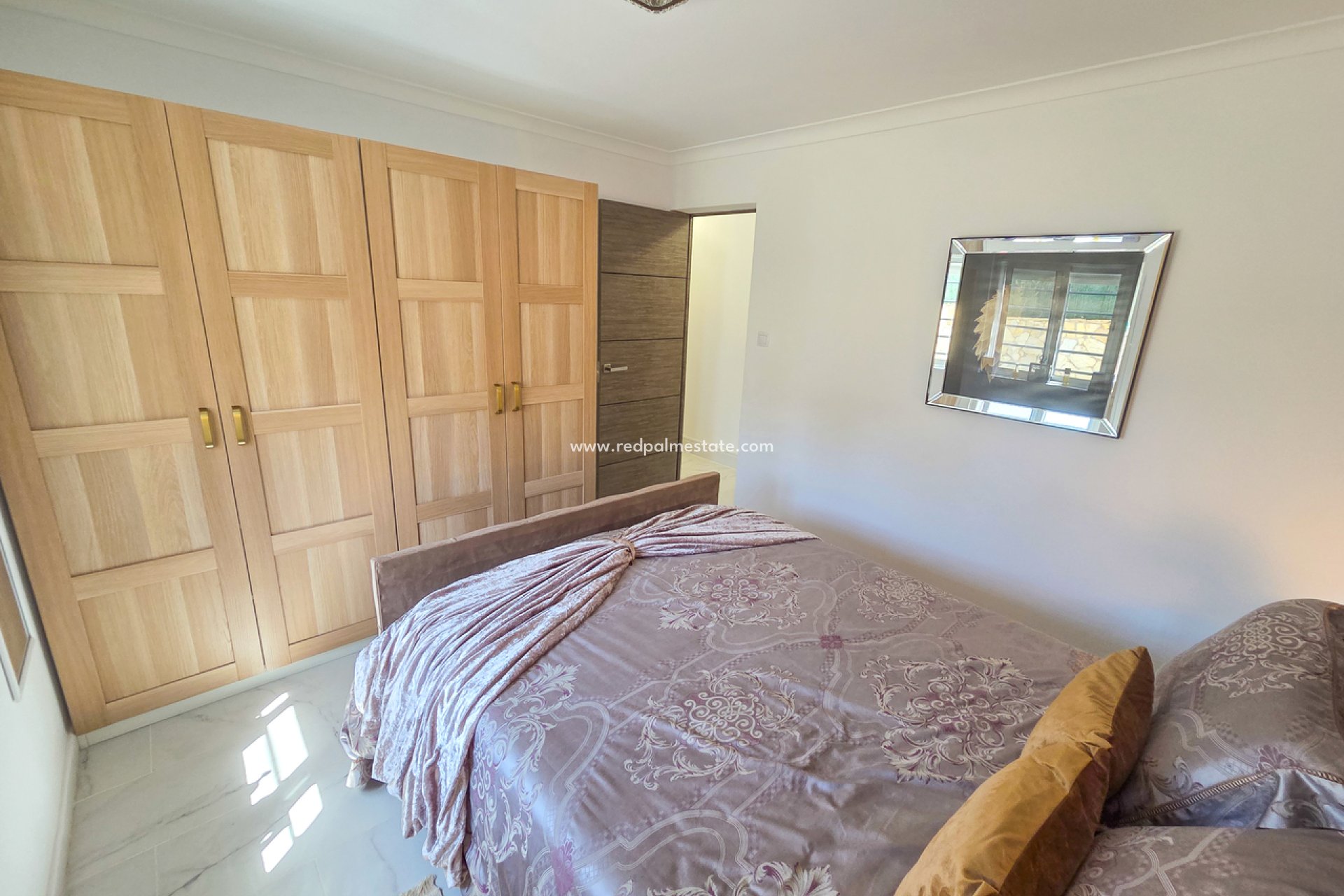 Resale - Villa -
Crevillente - Inland