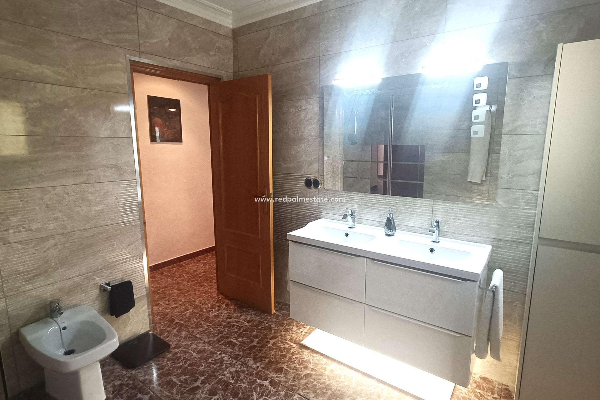 Resale - Villa -
Crevillente - Inland