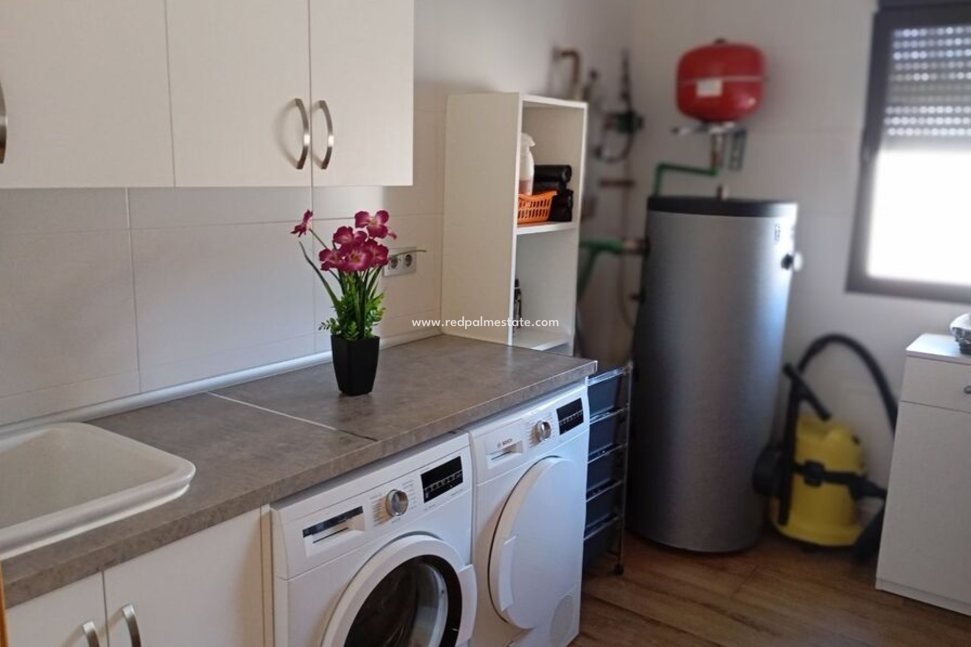 Resale - Villa -
Daya Nueva - Costa Blanca