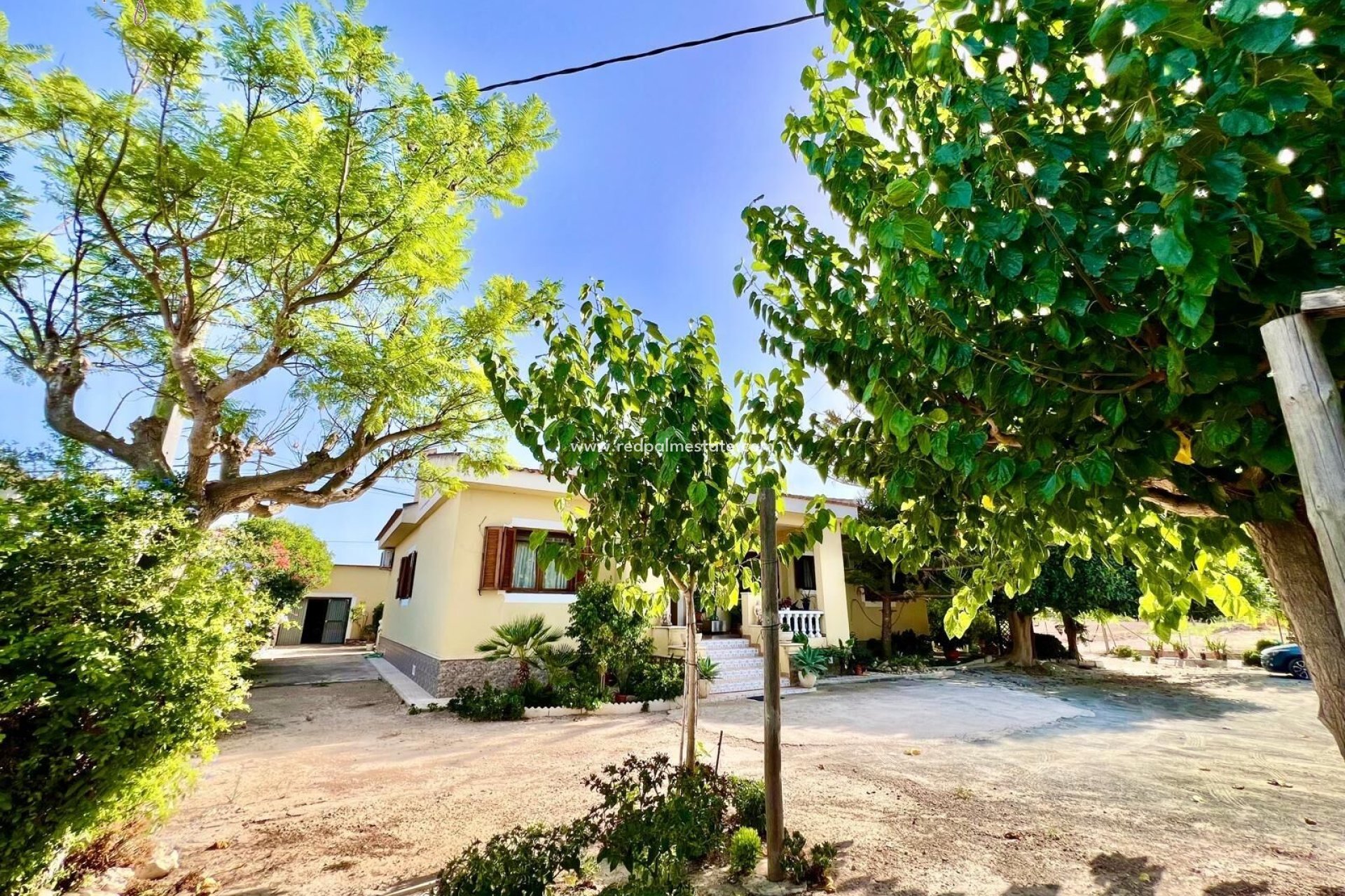 Resale - Villa -
Daya Vieja - Costa Blanca Sur