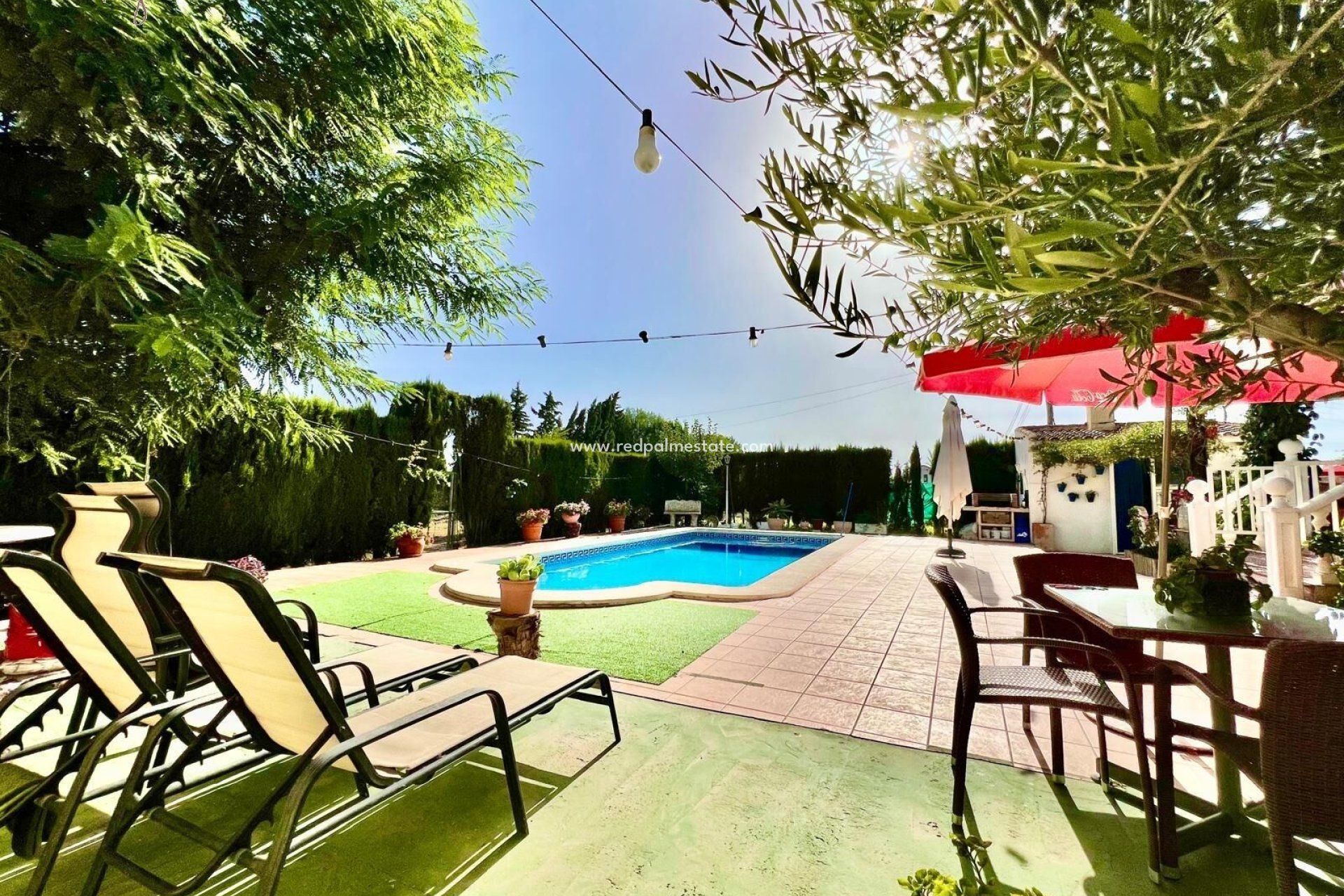 Resale - Villa -
Daya Vieja - Costa Blanca Sur